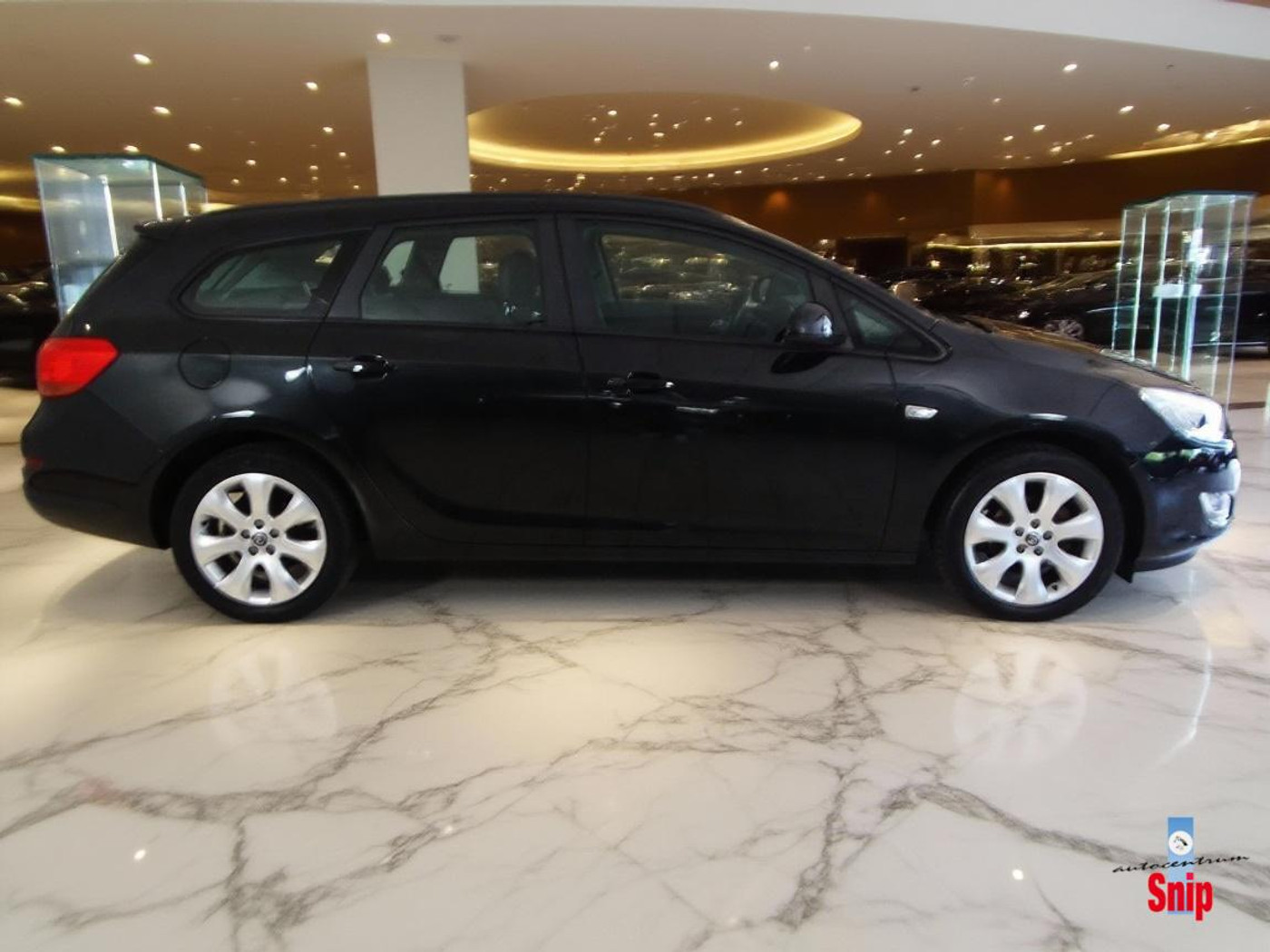 Foto van Opel Astra Sports Tourer