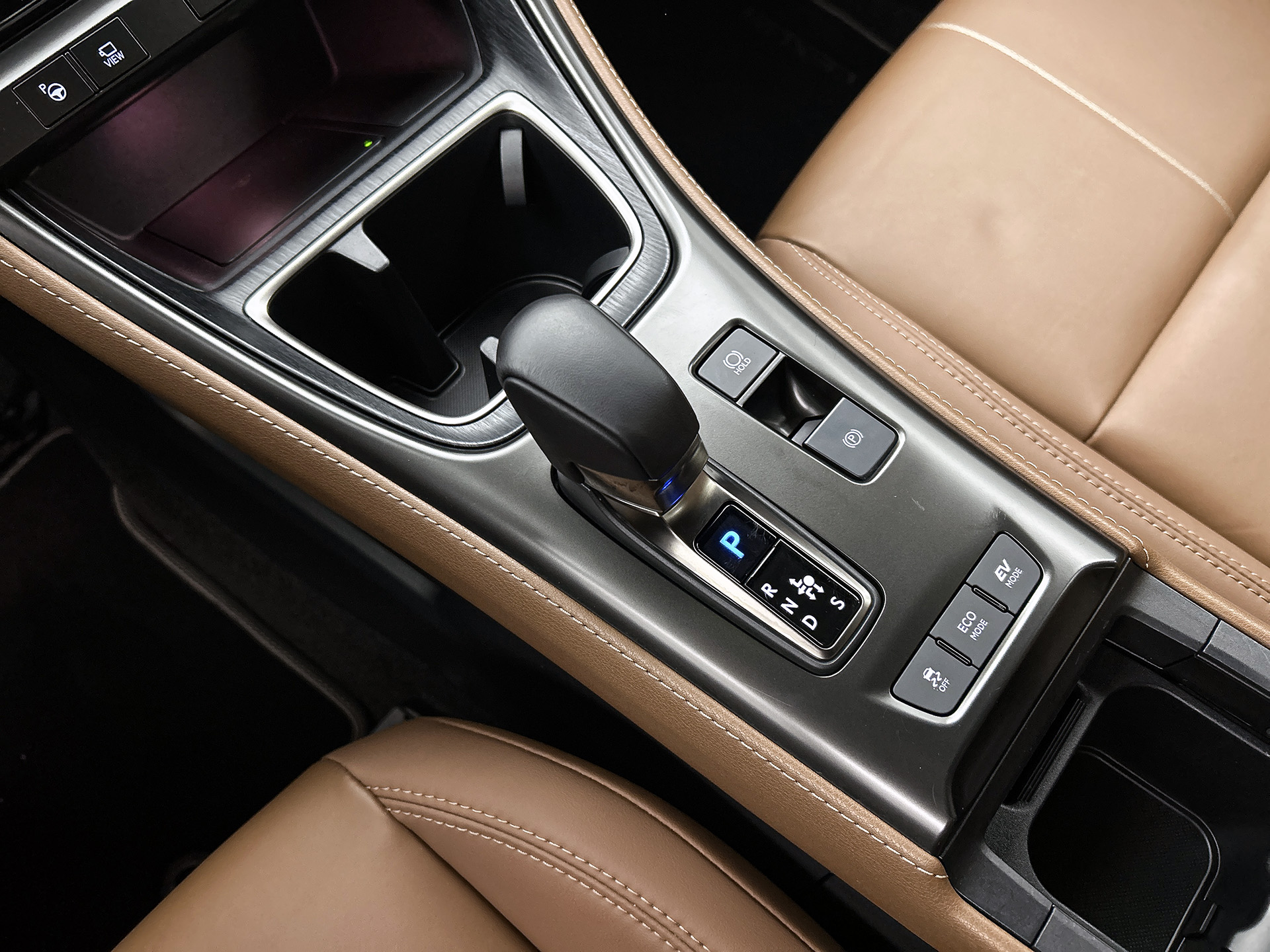 Foto van Lexus Lexus LBX