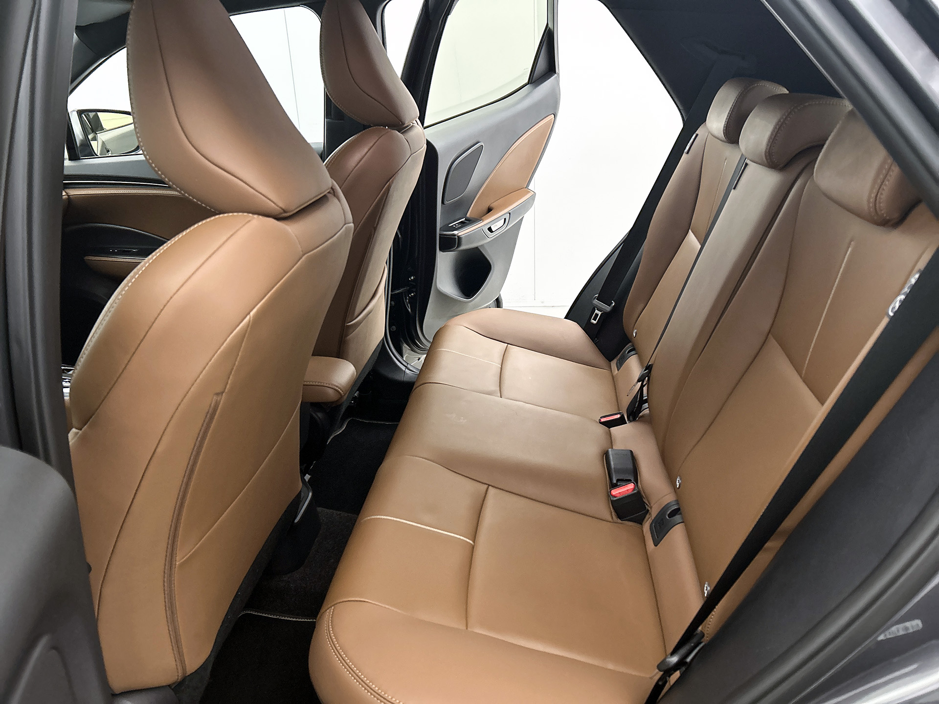 Foto van Lexus Lexus LBX