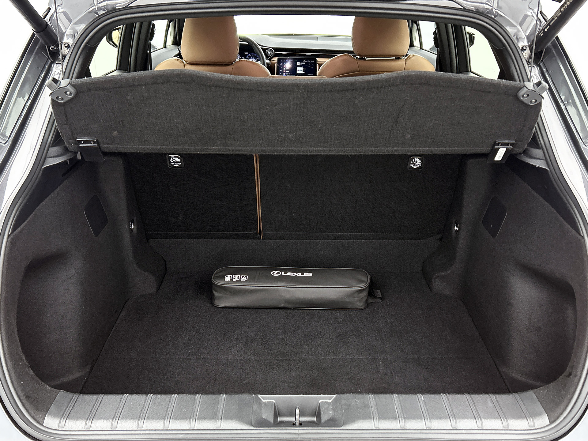 Foto van Lexus Lexus LBX