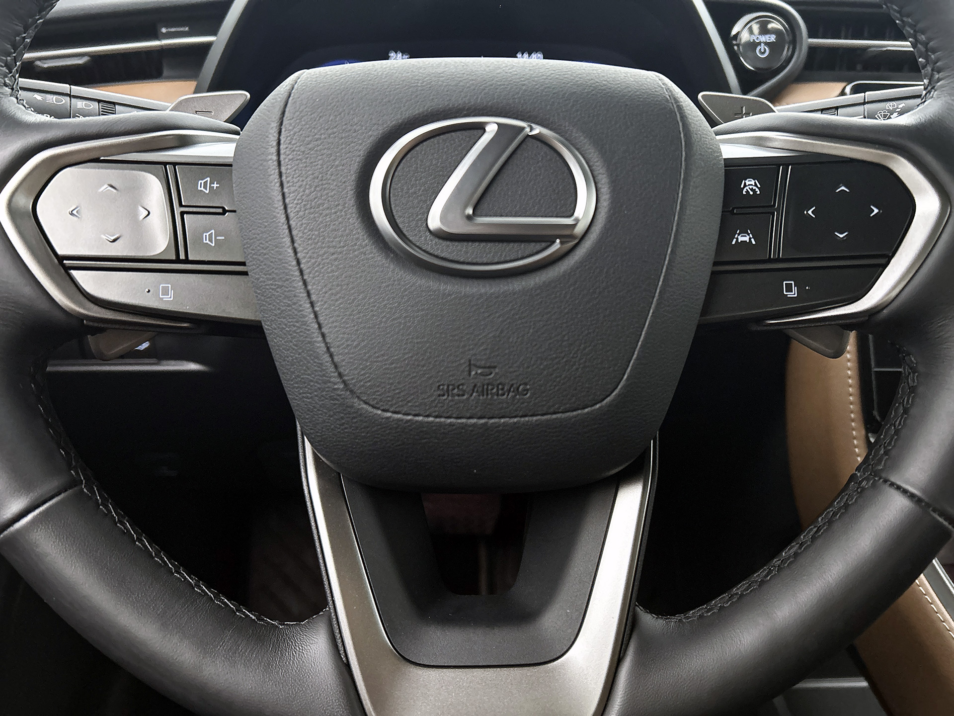 Foto van Lexus Lexus LBX