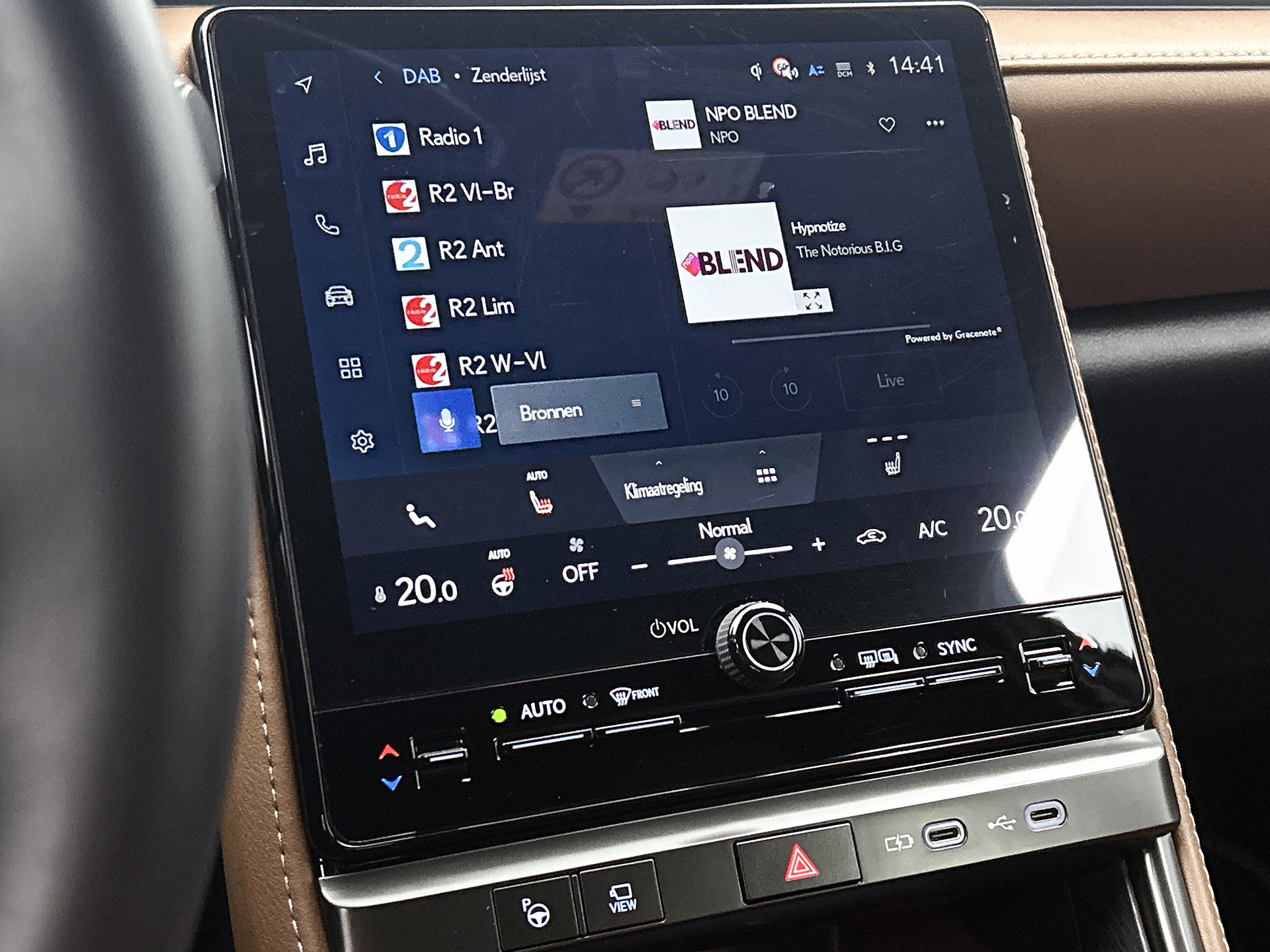 Foto van Lexus Lexus LBX