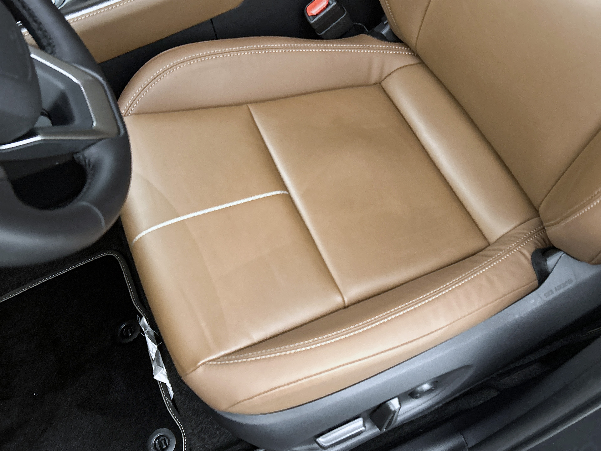 Foto van Lexus Lexus LBX