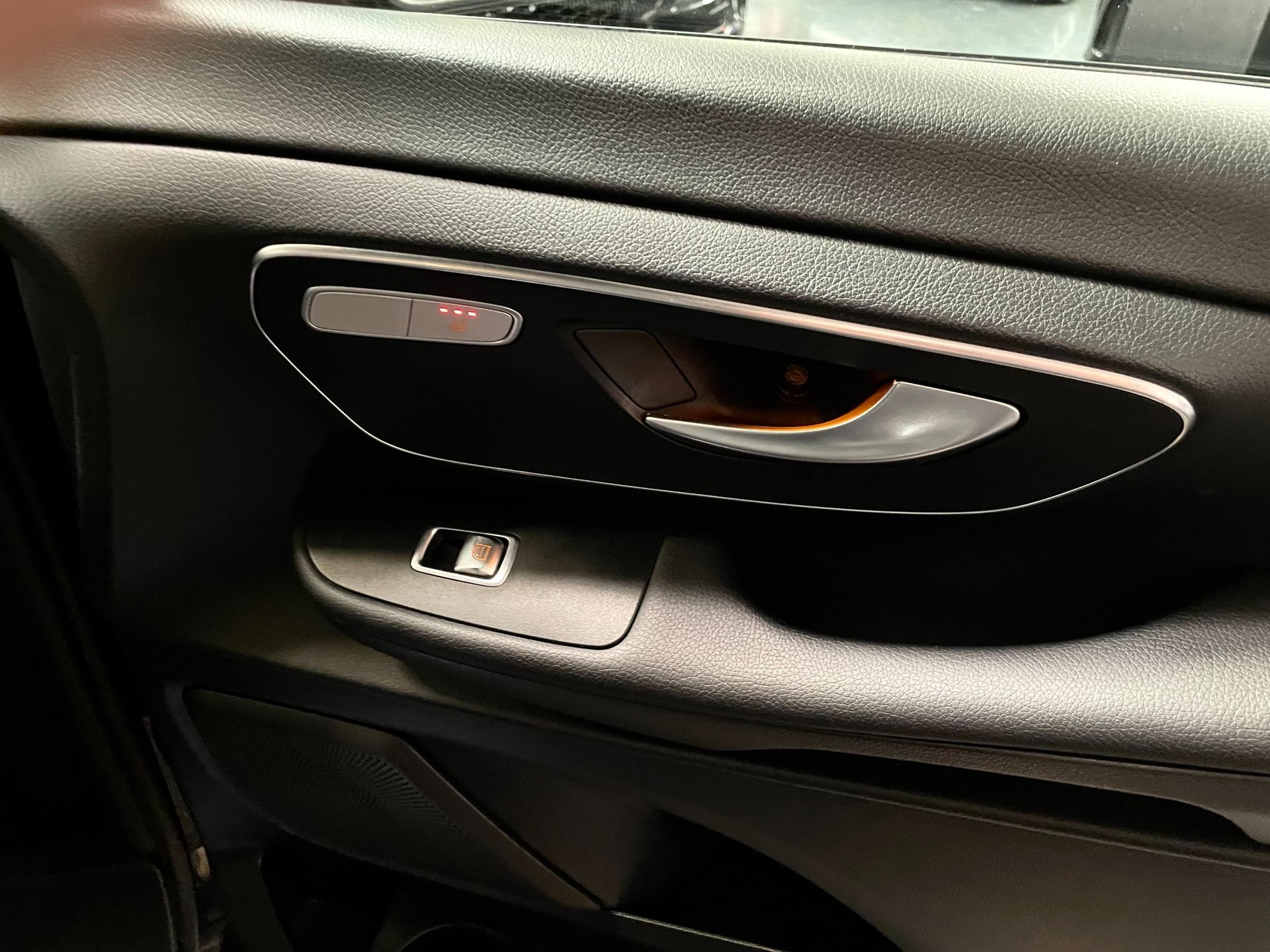 Foto van Mercedes-Benz V-klasse
