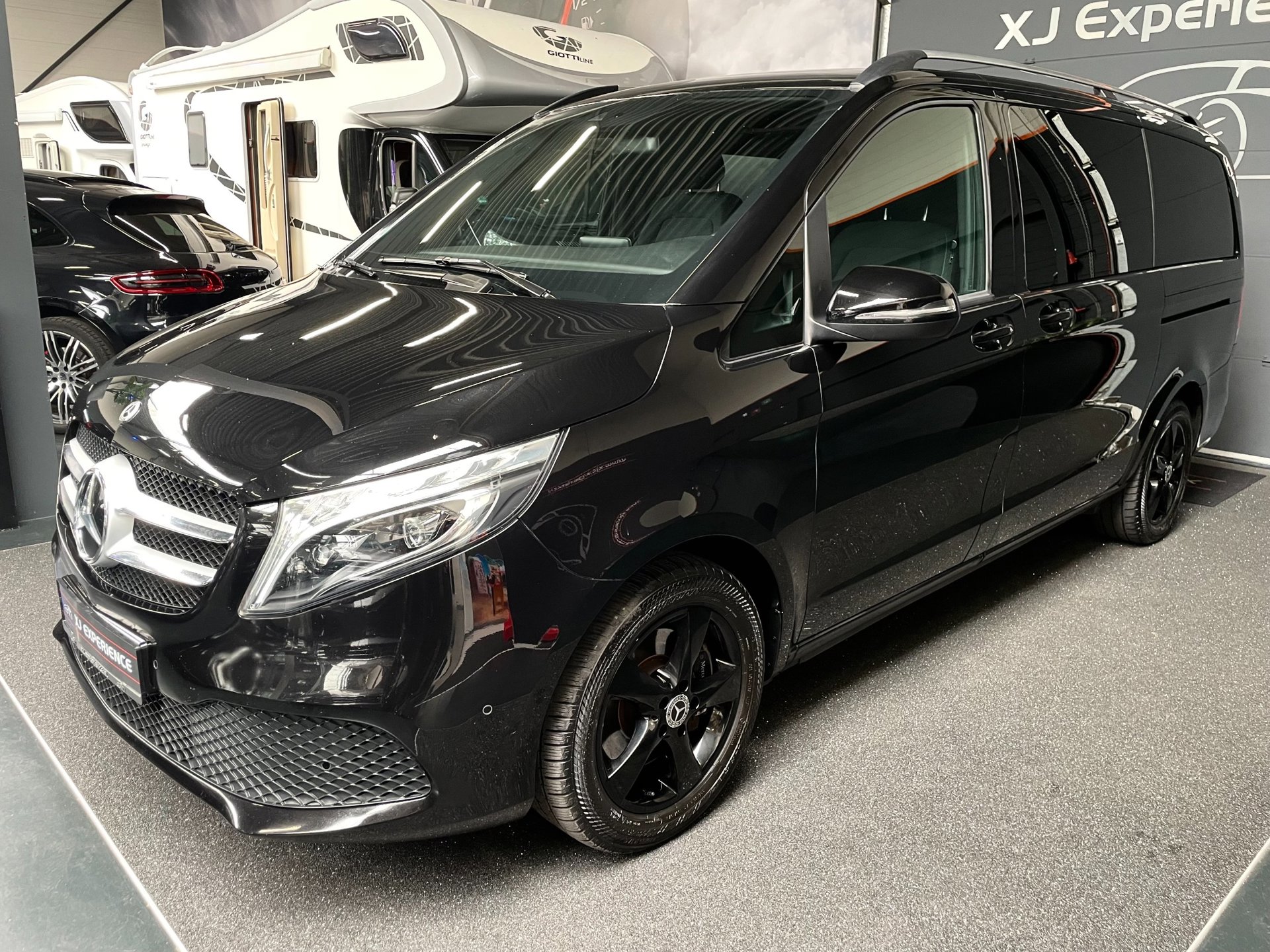 Foto van Mercedes-Benz V-klasse