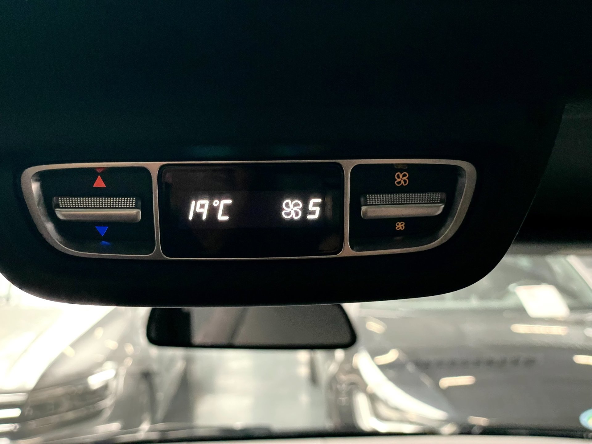 Foto van Mercedes-Benz V-klasse