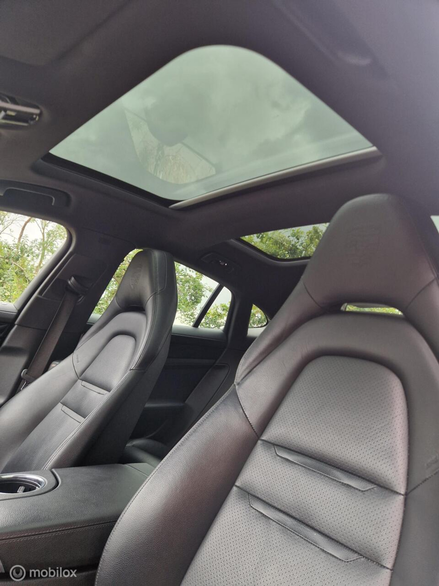 Foto van Porsche Panamera 4 E-hybrid