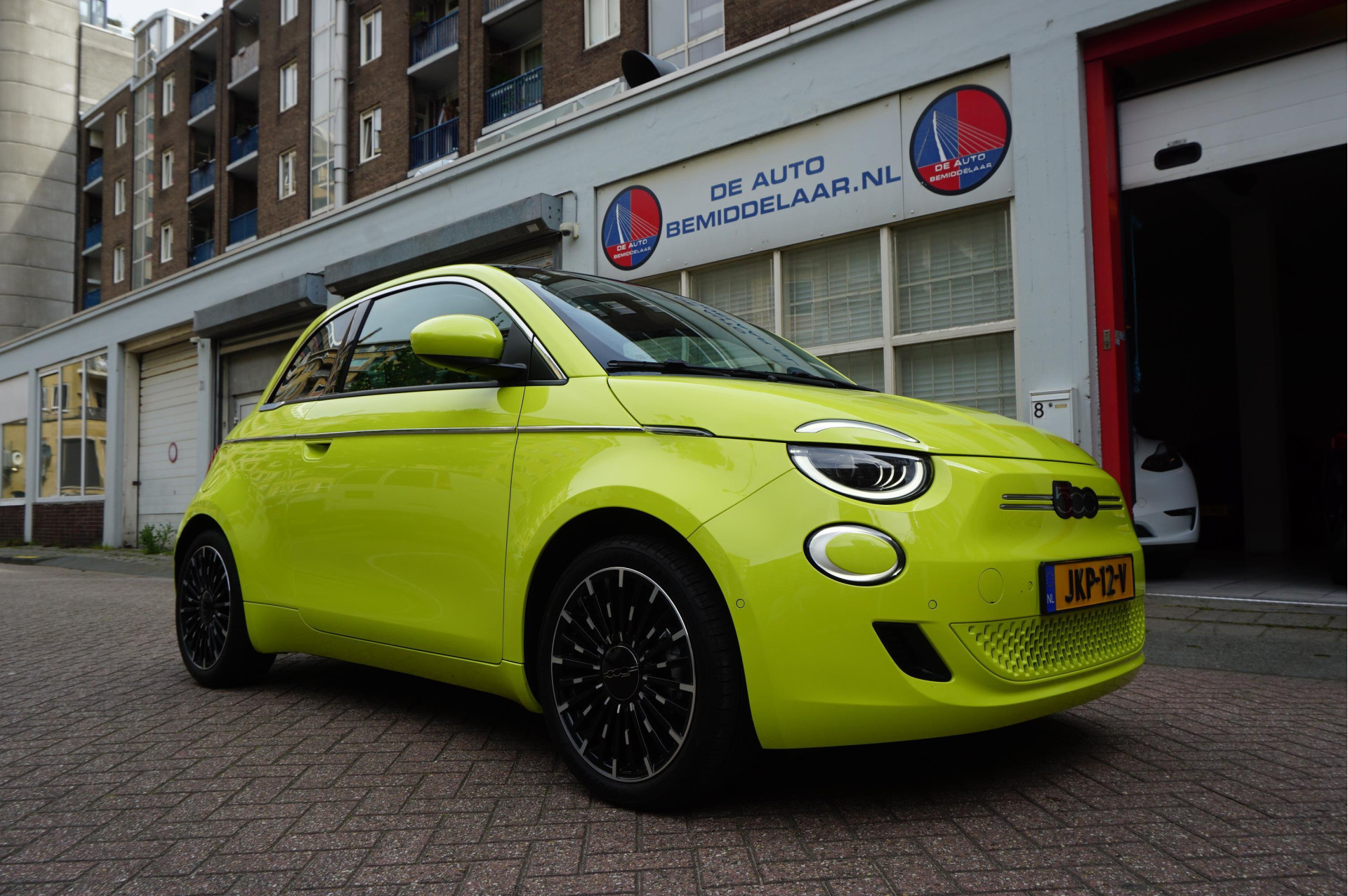 Fiat 500 La Prima | Ultra Luxe | Leer | Panorama | Adaptive cruise + Lane | Apple Carplay | 2025 - voorkant