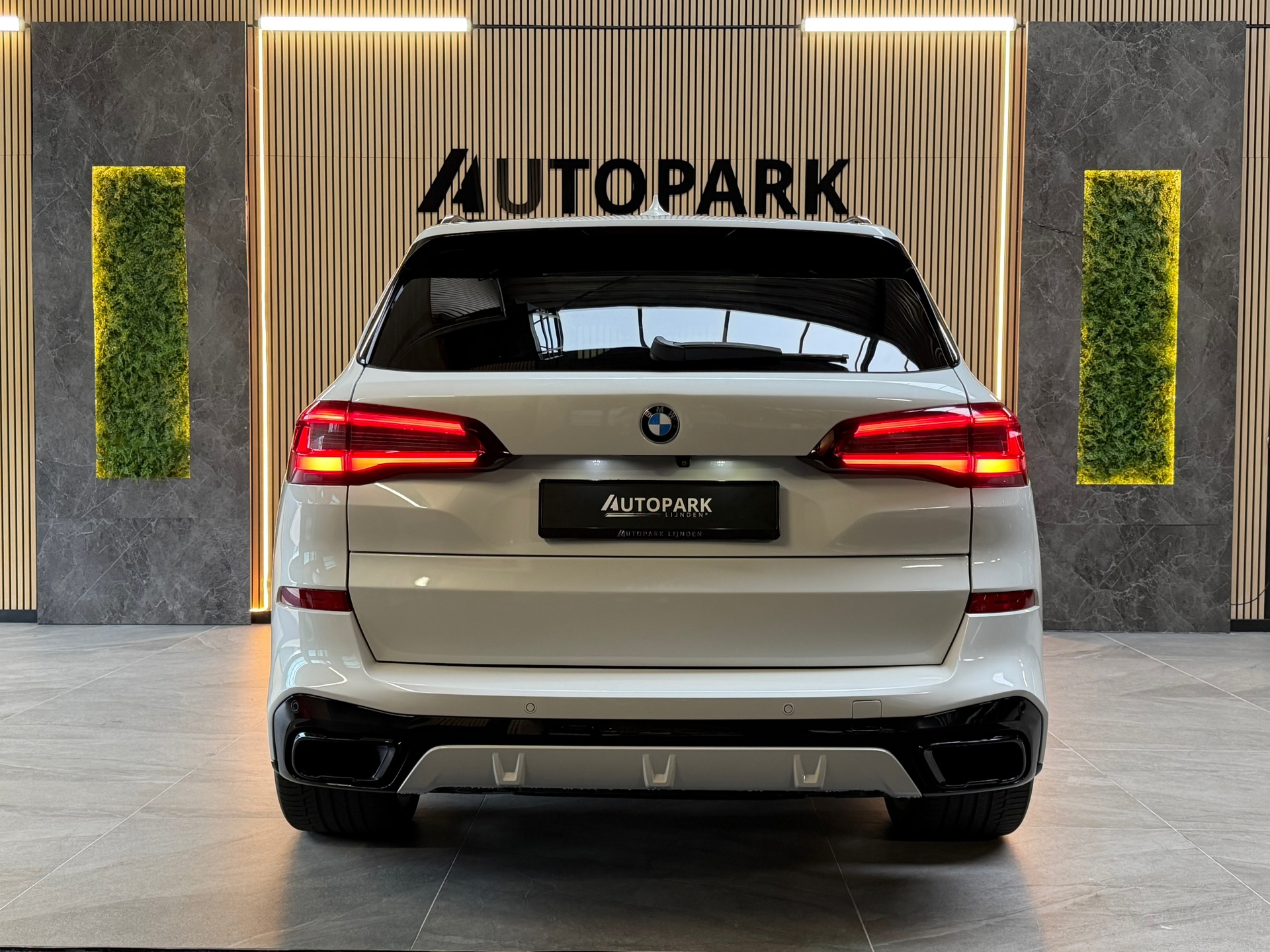 Foto van BMW X5 Xdrive40i