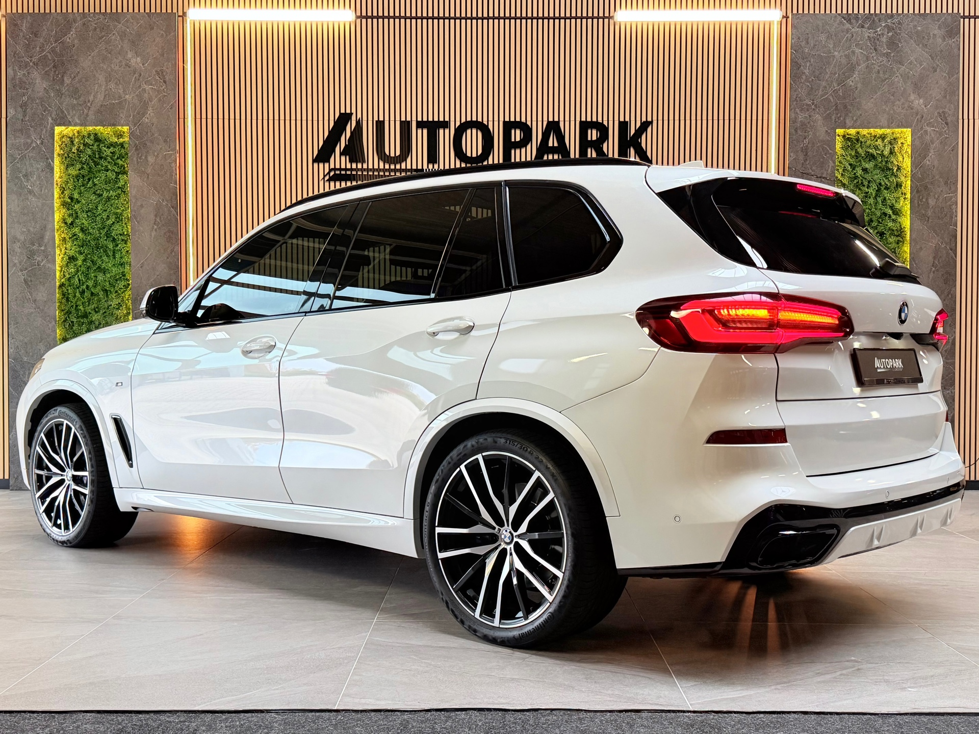 Foto van BMW X5 Xdrive40i