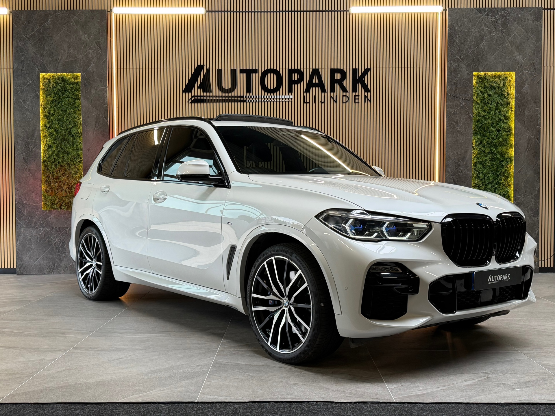 Foto van BMW X5 Xdrive40i
