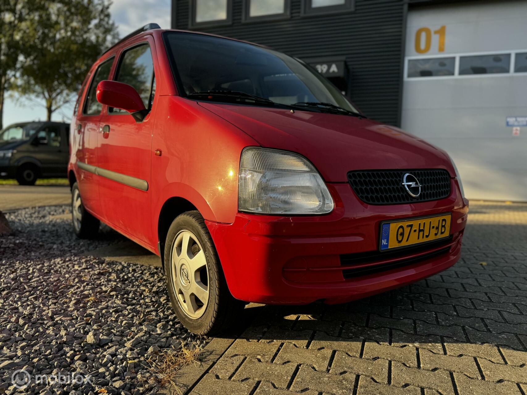 Foto van Opel Agila