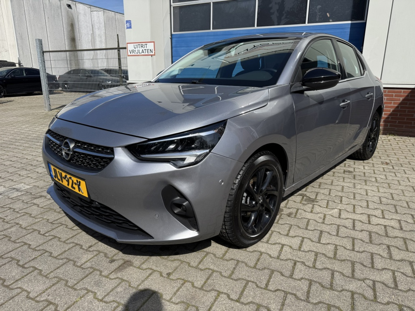 Opel Corsa 1.2 Elegance 2020 - voorkant
