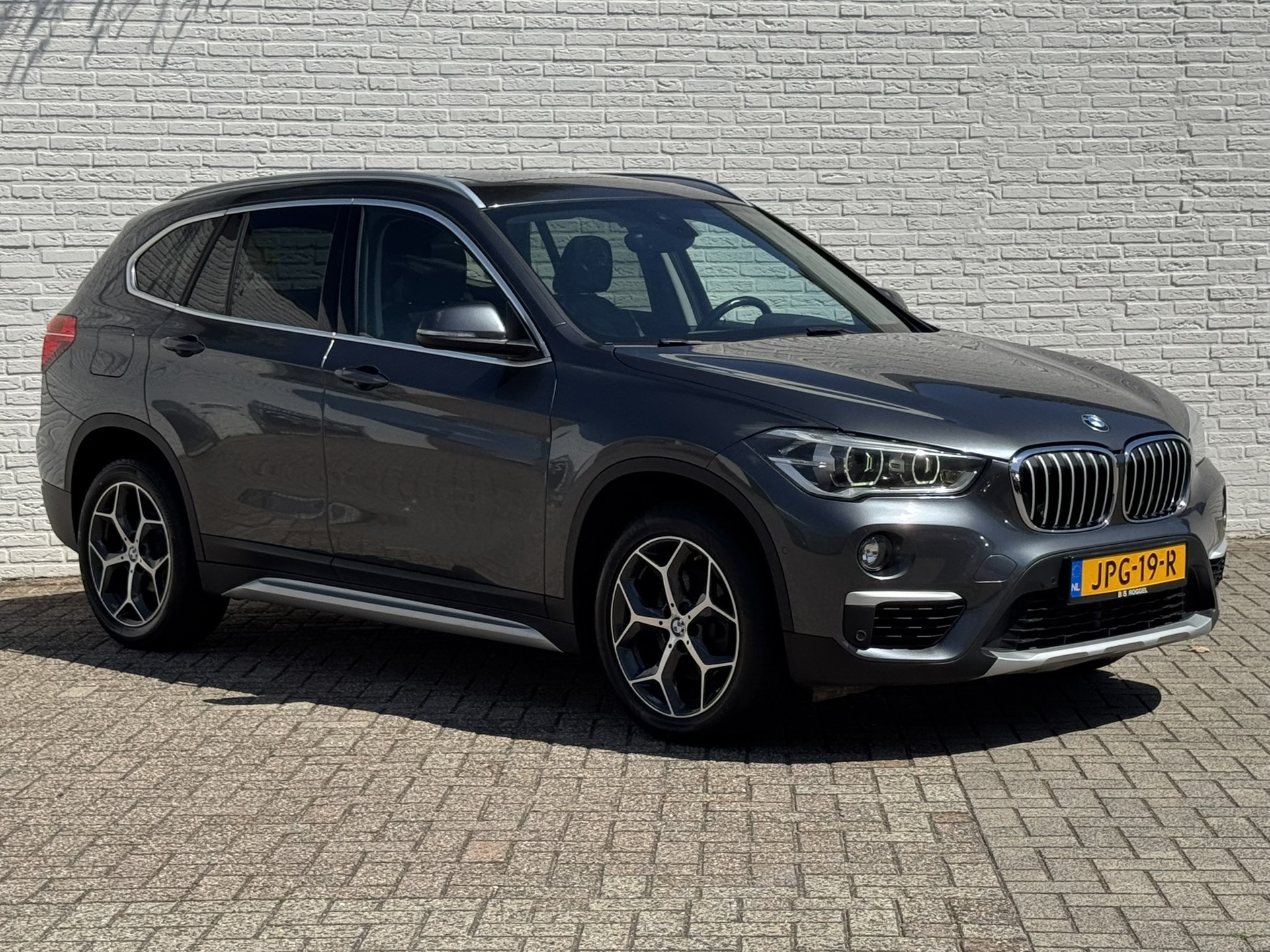 Foto van BMW X1 Sdrive18i