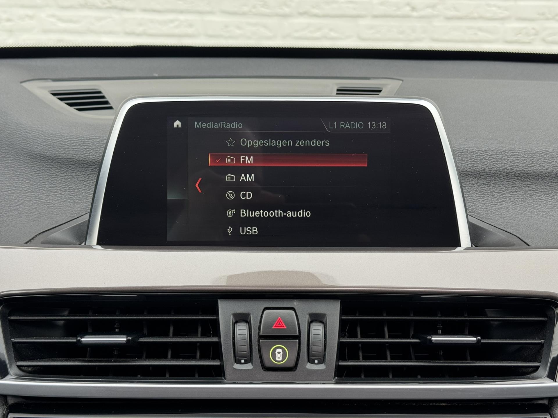 Foto van BMW X1 Sdrive18i