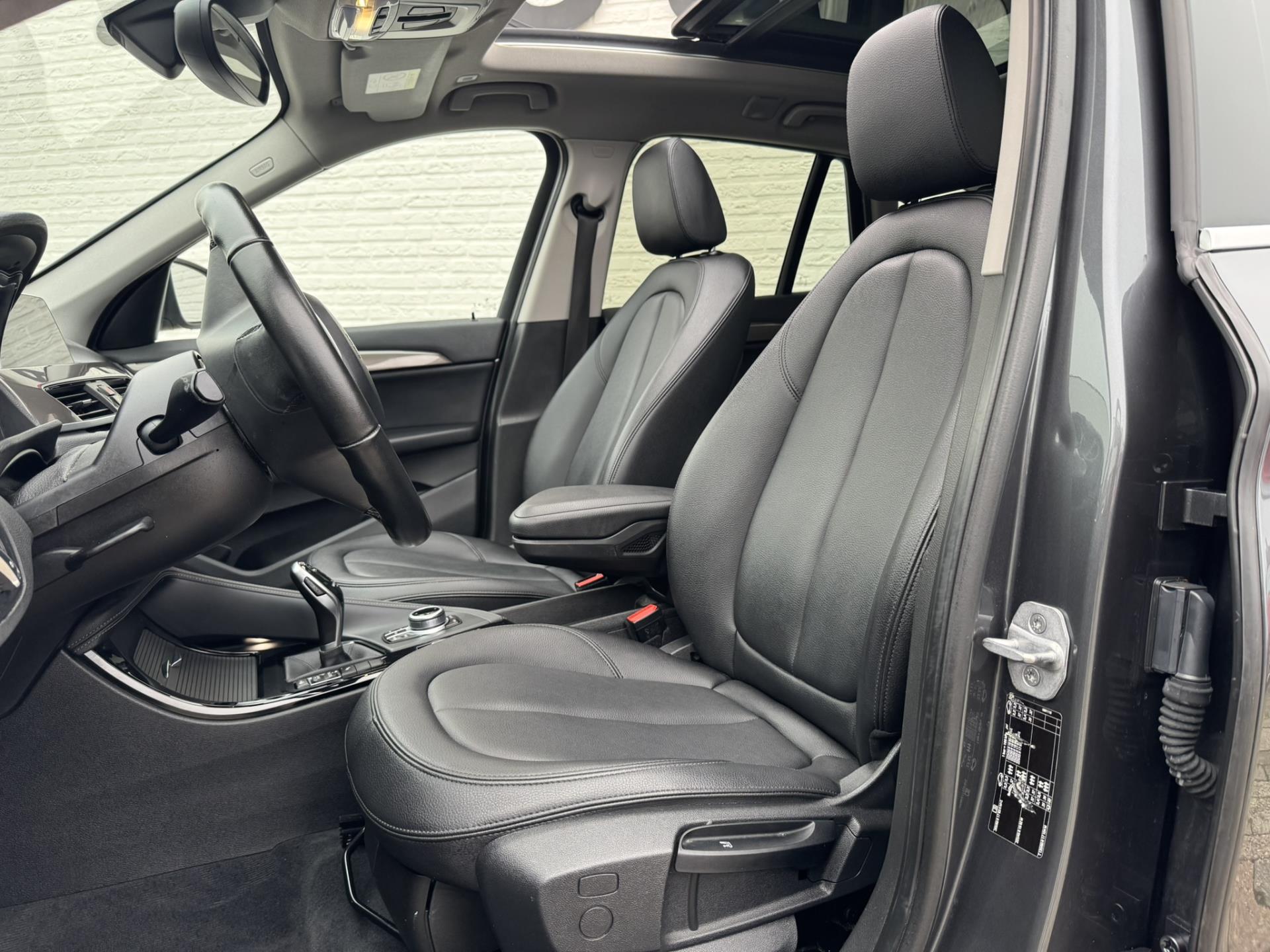 Foto van BMW X1 Sdrive18i