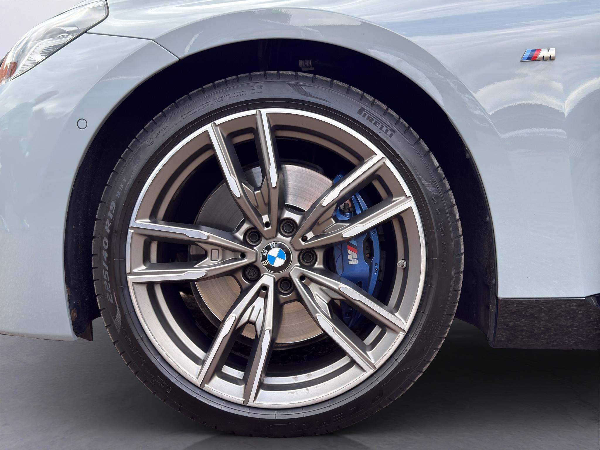 Foto van BMW M240i xDrive