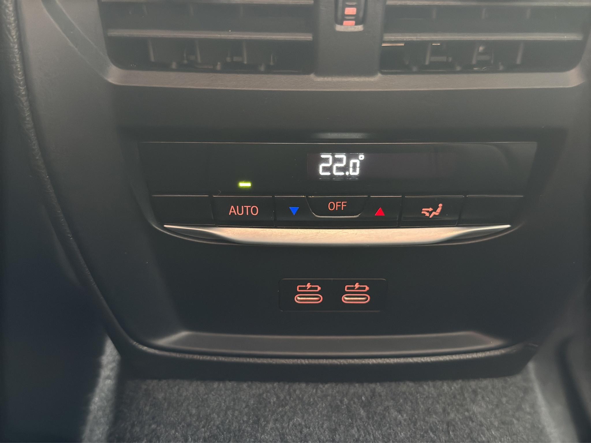 Foto van BMW M240i xDrive