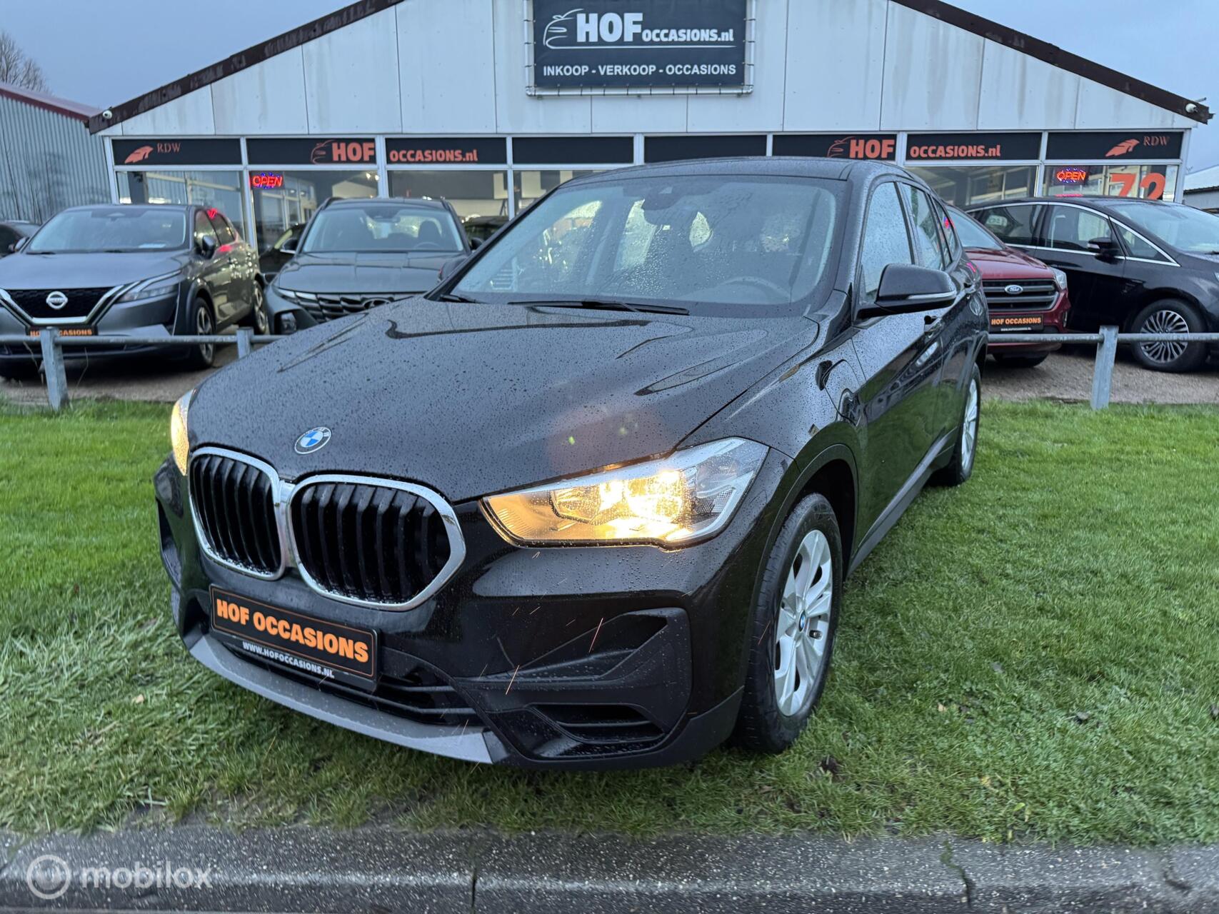 Foto van BMW X1 Xdrive25e