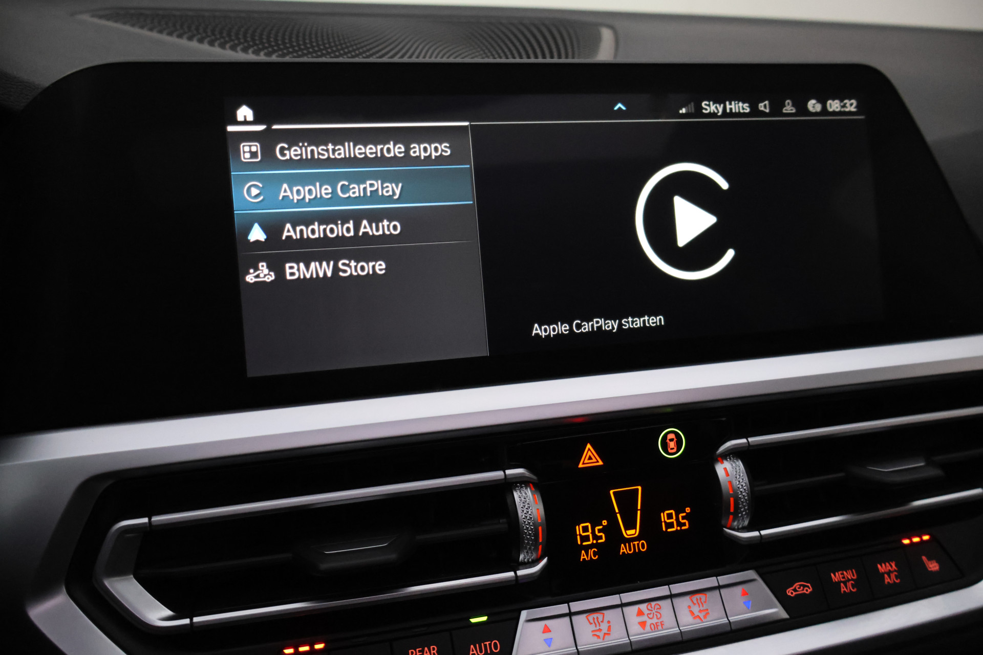 Foto van BMW 330e xDrive