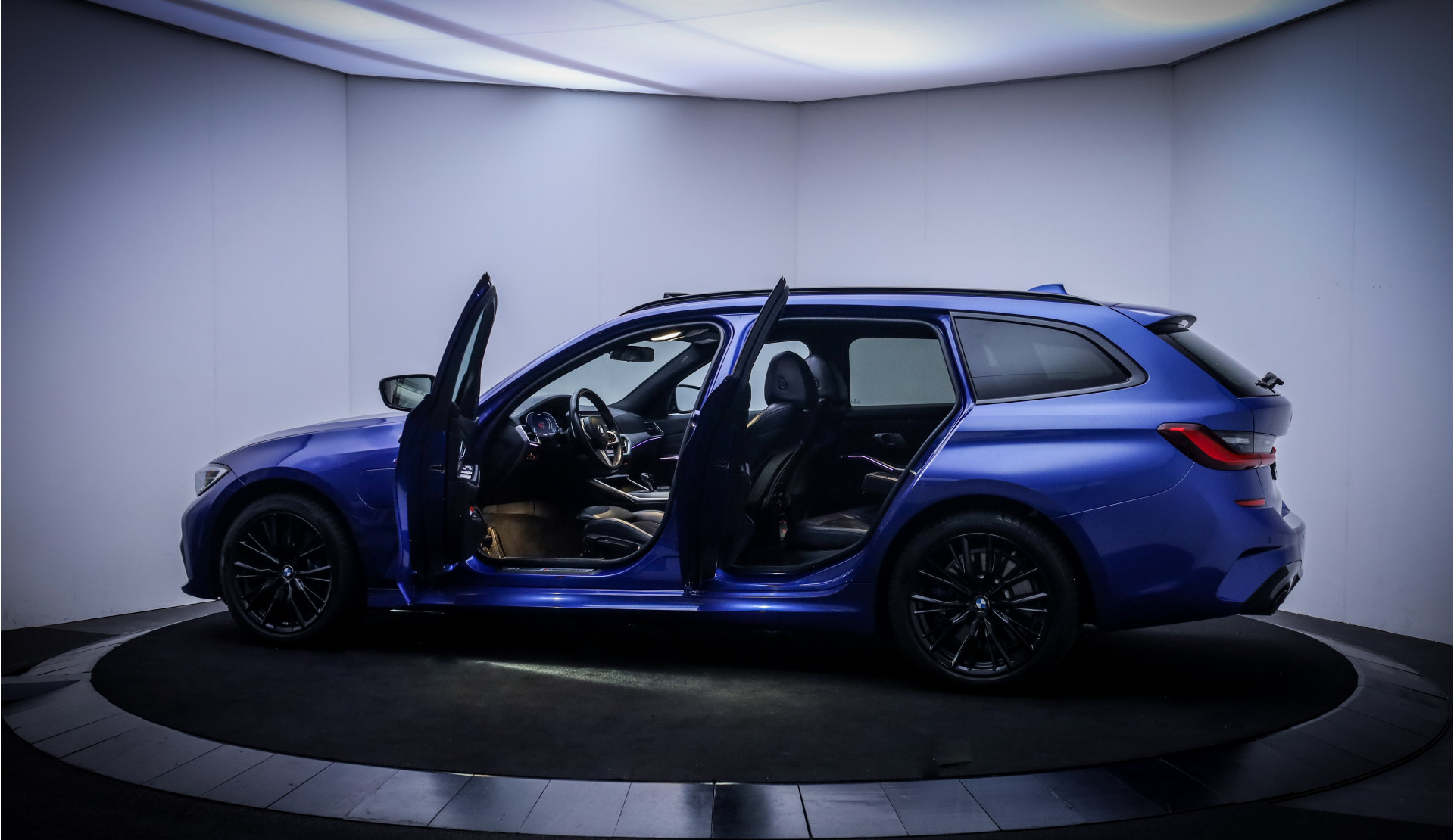 Foto van BMW 330e xDrive