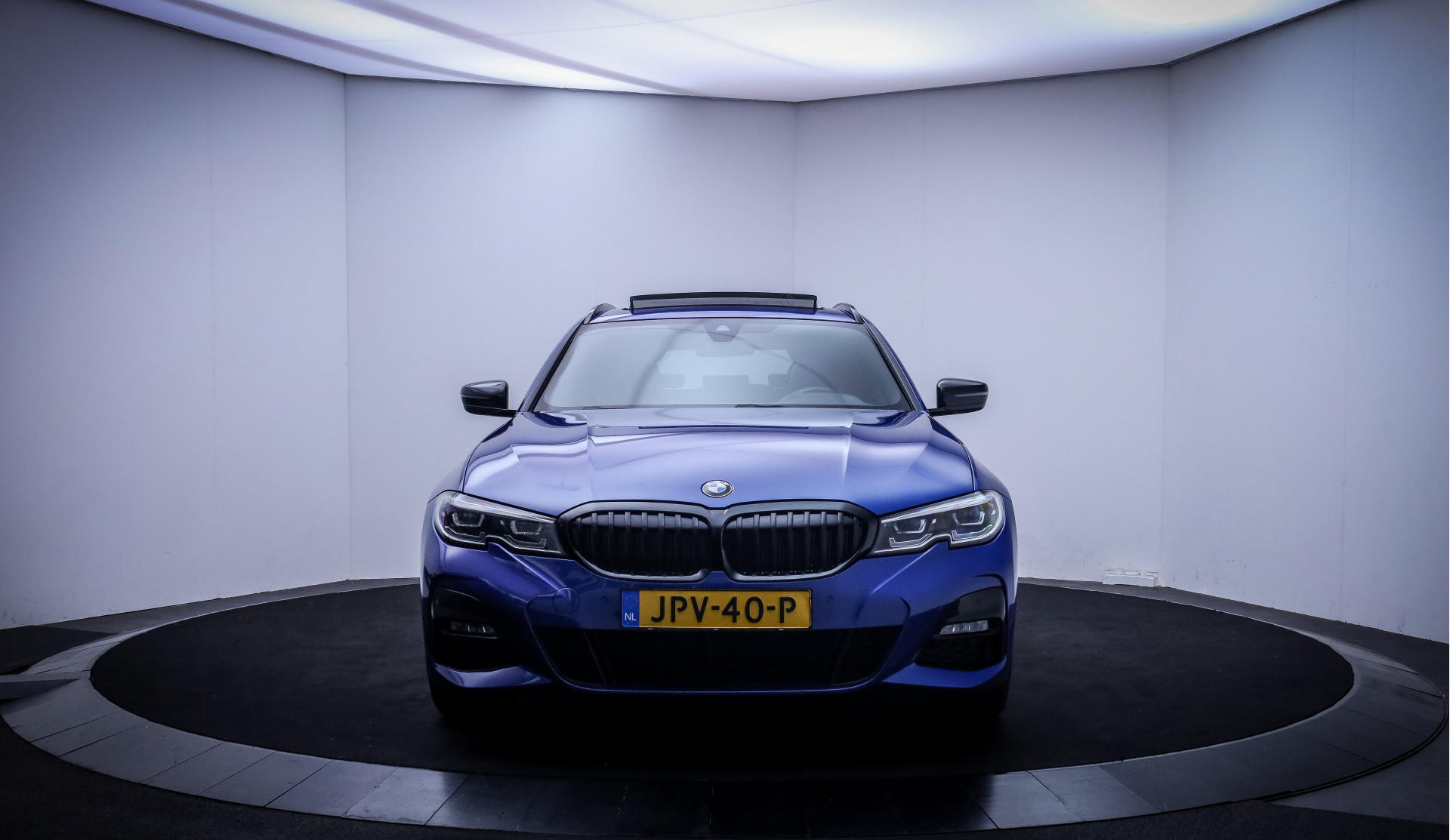 Foto van BMW 330e xDrive