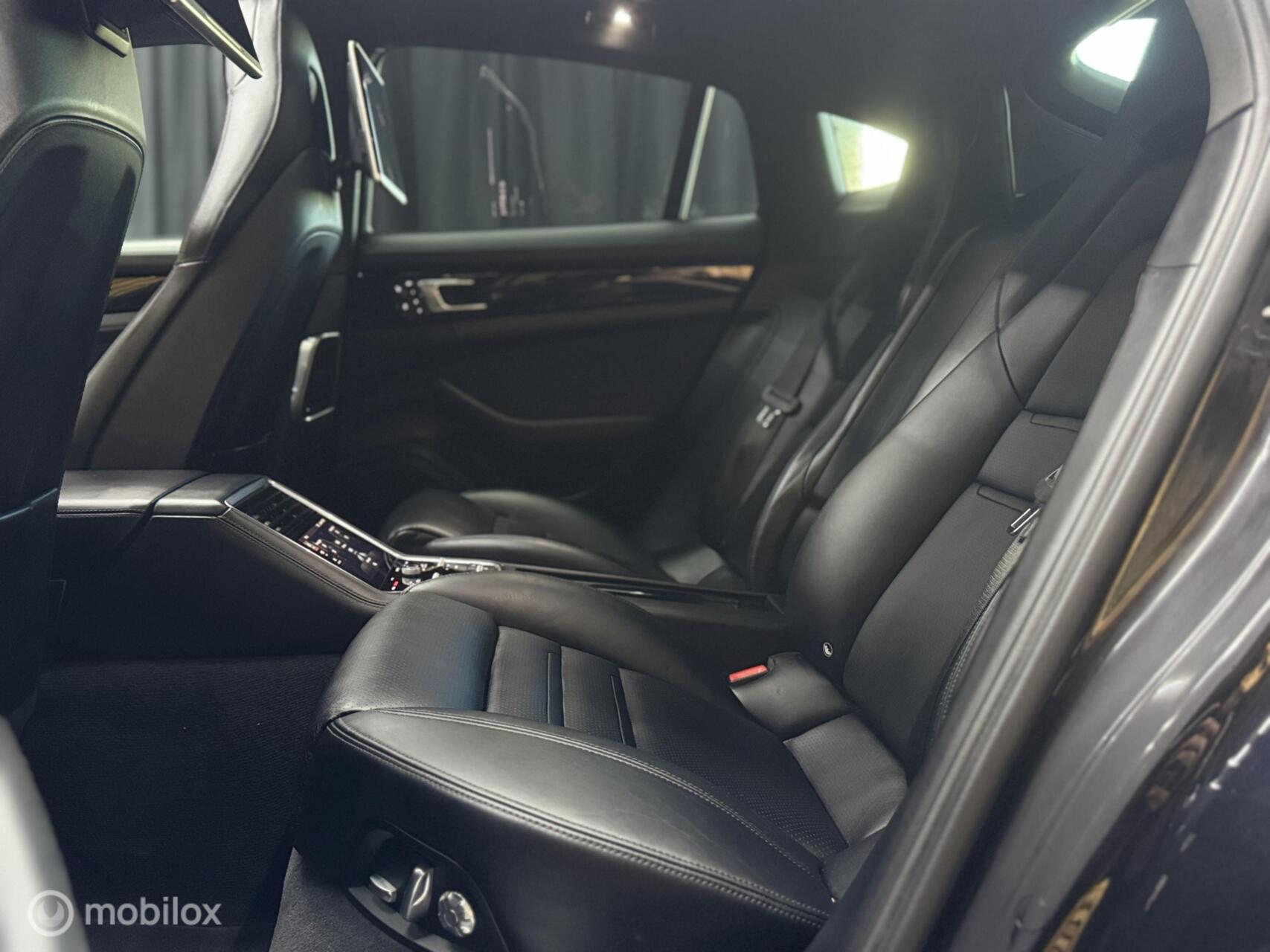 Foto van Porsche Panamera 4