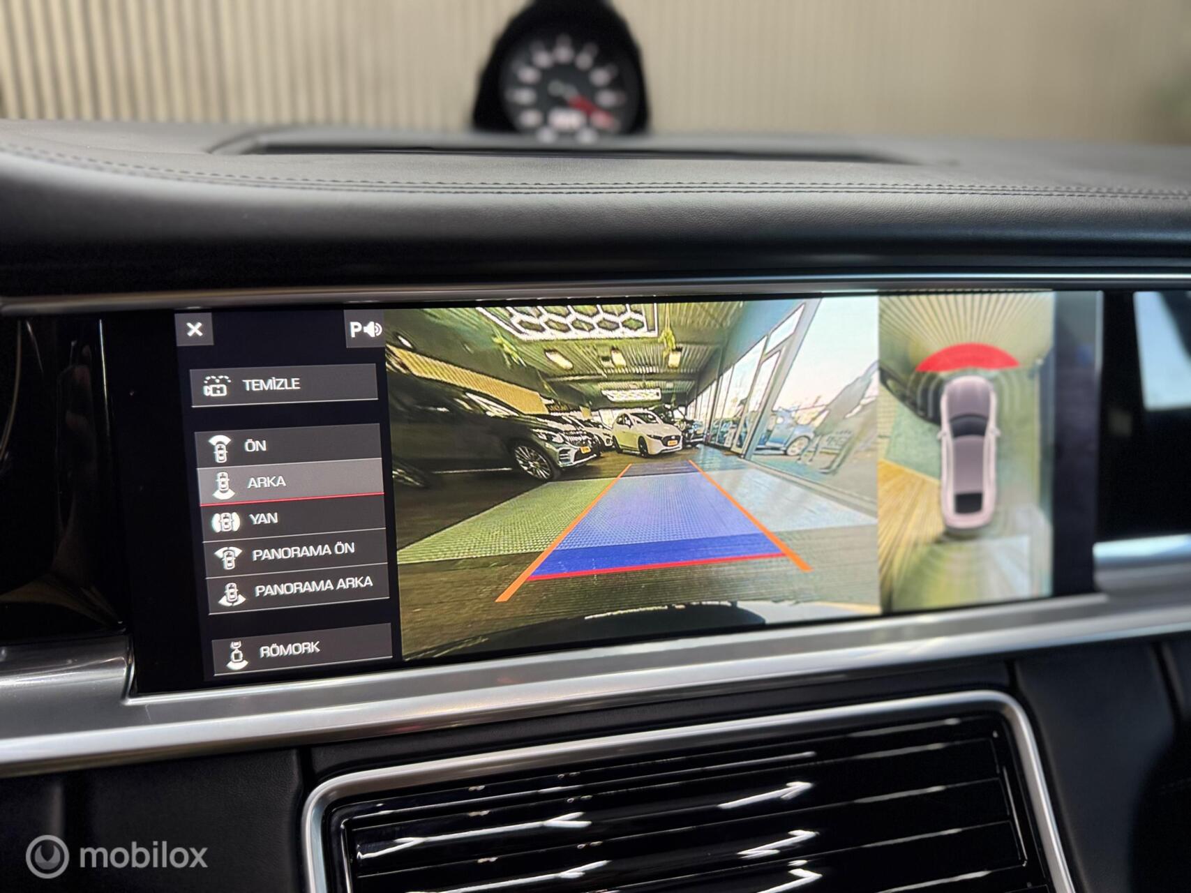 Foto van Porsche Panamera 4