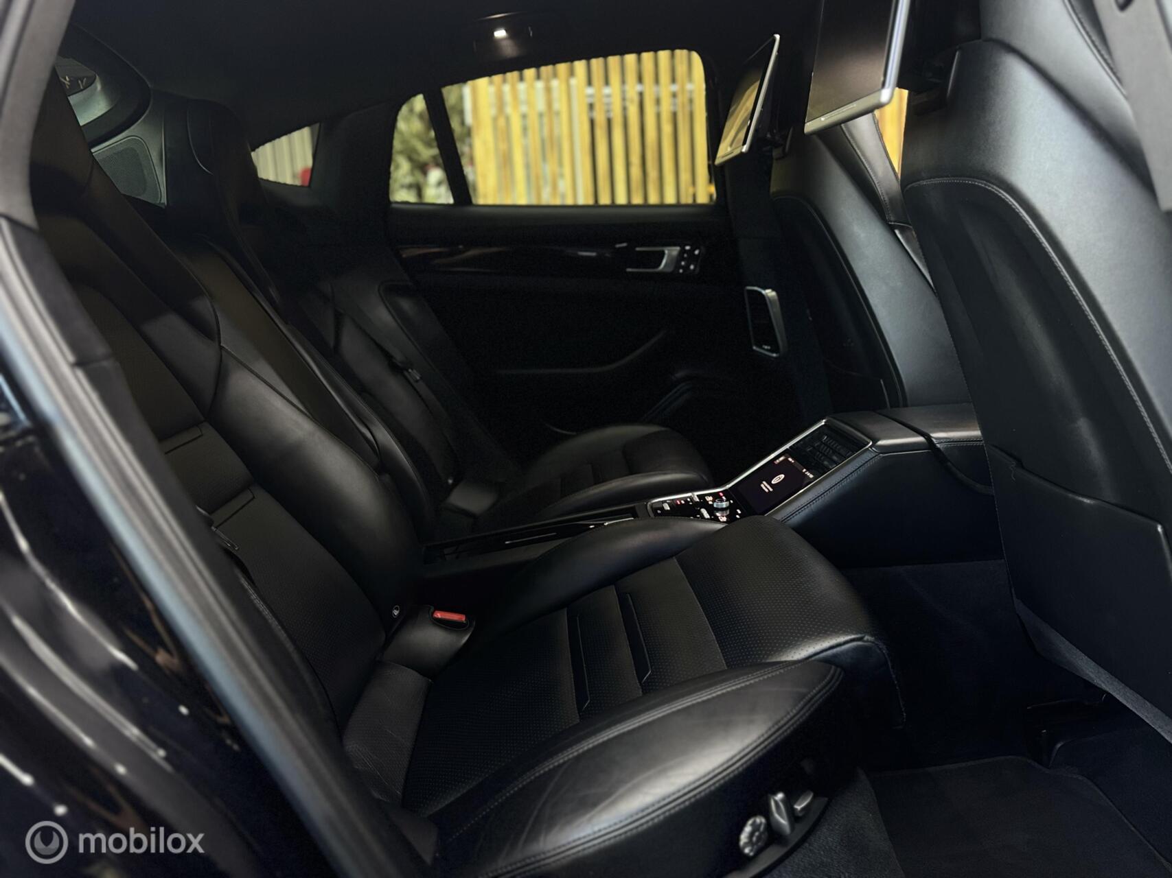Foto van Porsche Panamera 4