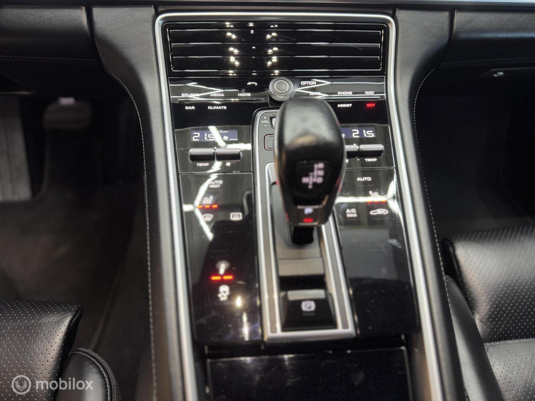 Foto van Porsche Panamera 4