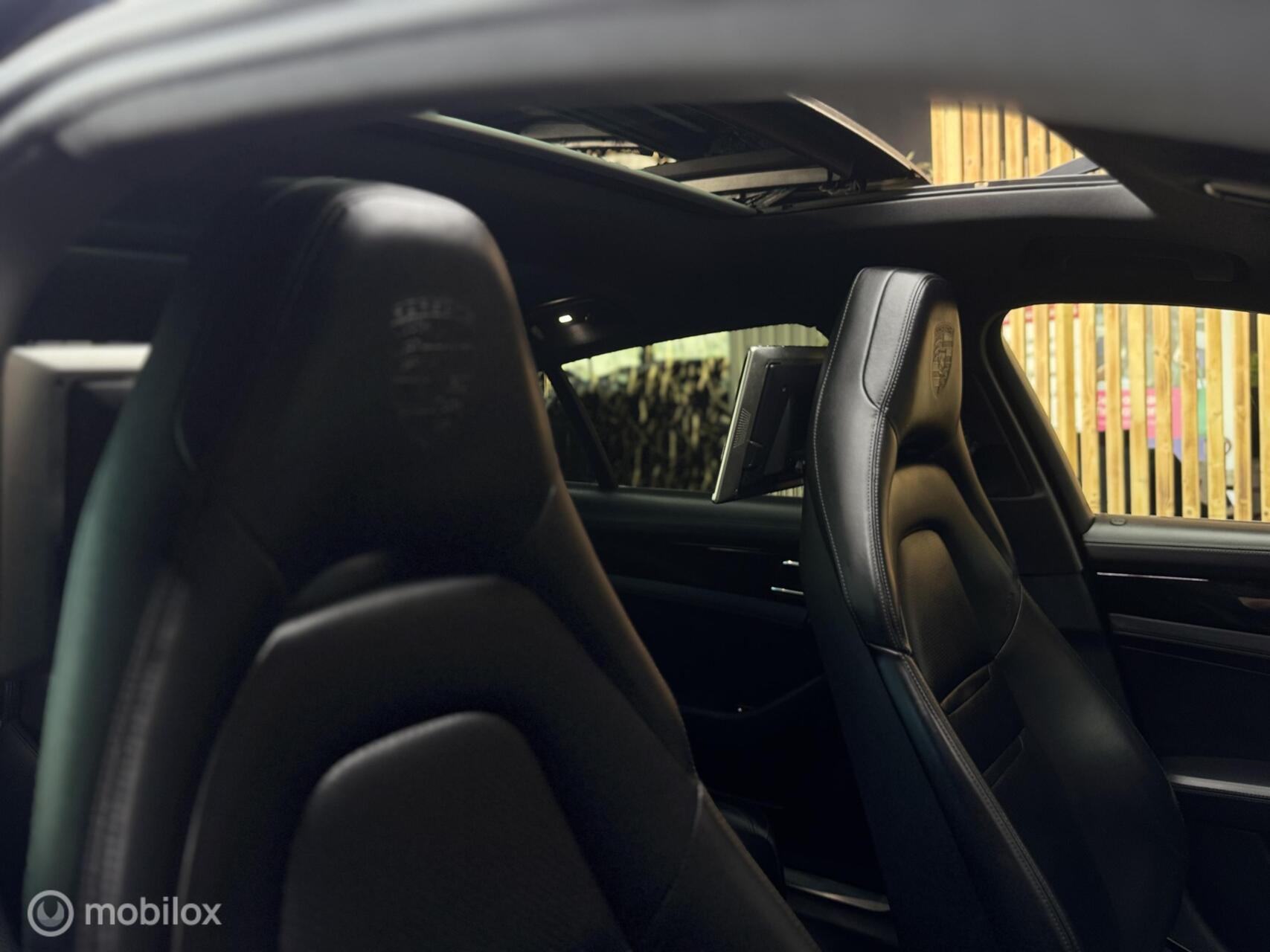 Foto van Porsche Panamera 4