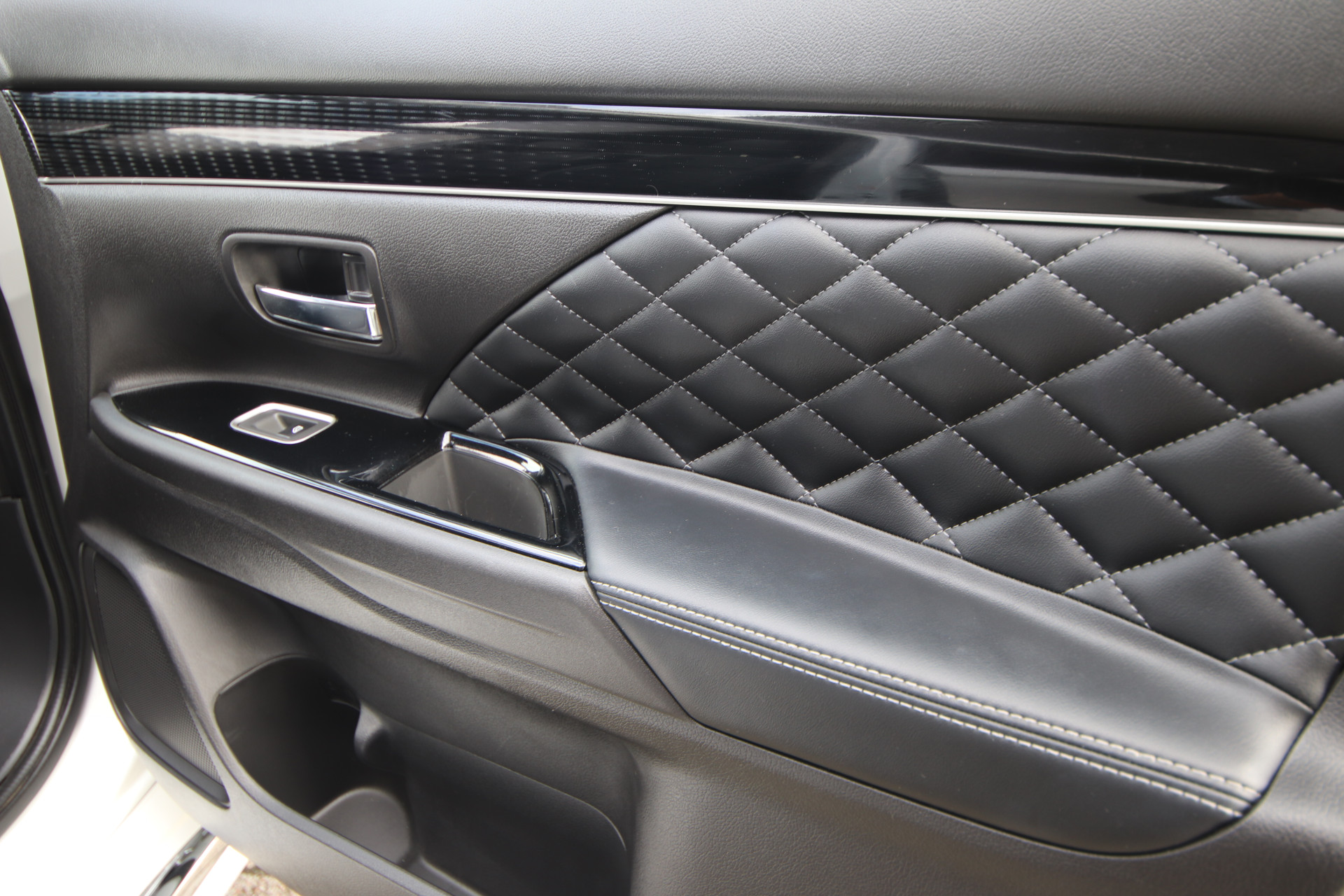 Foto van Mitsubishi Mitsubishi Outlander