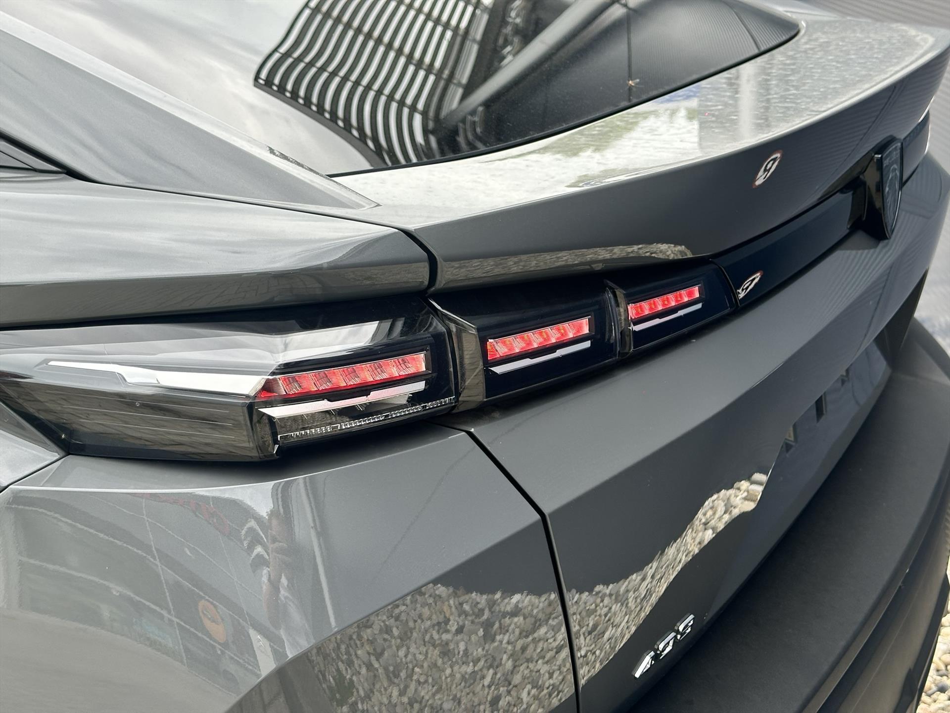 Foto van Peugeot 408