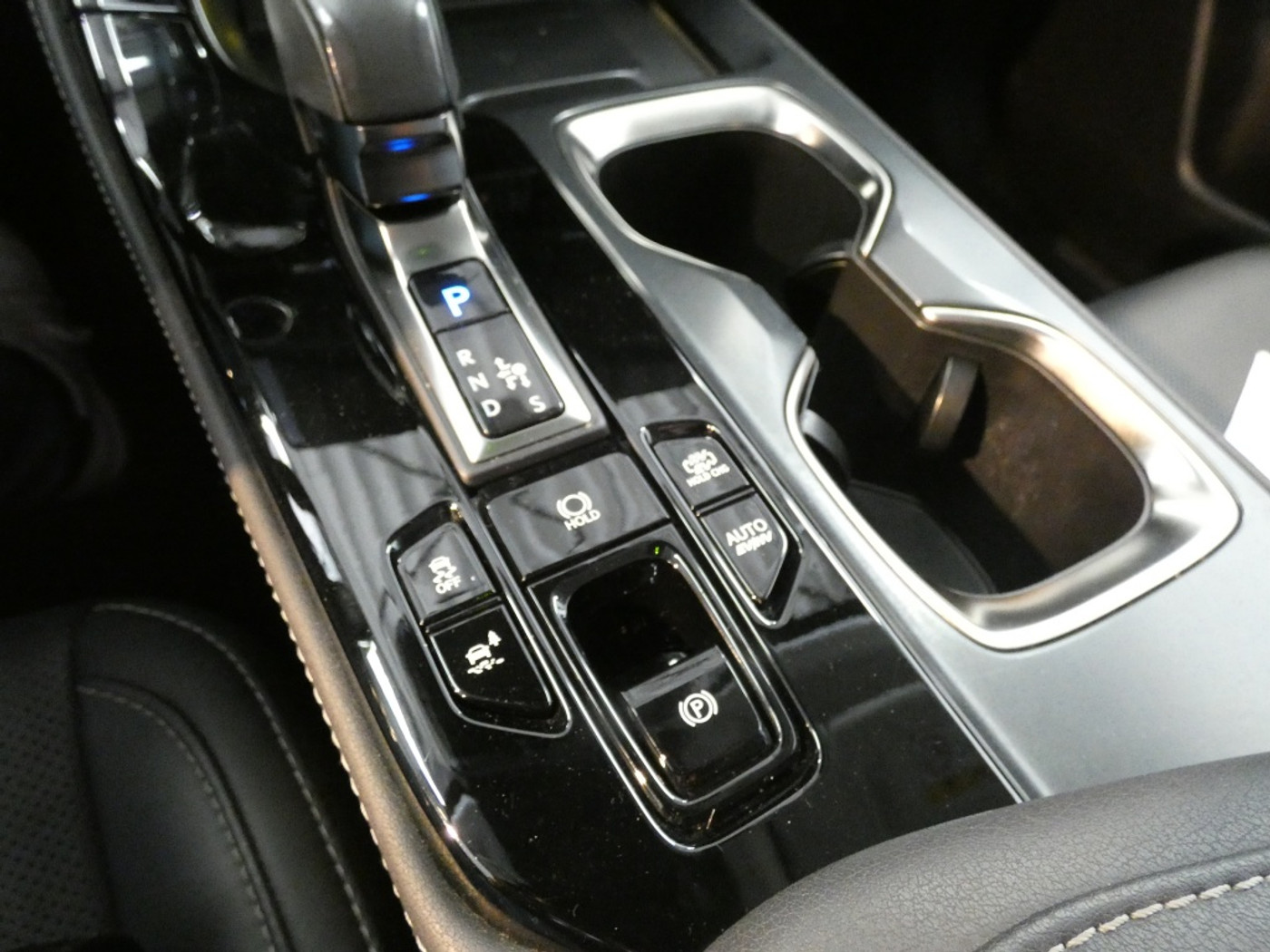 Foto van Lexus Lexus Nx450h+