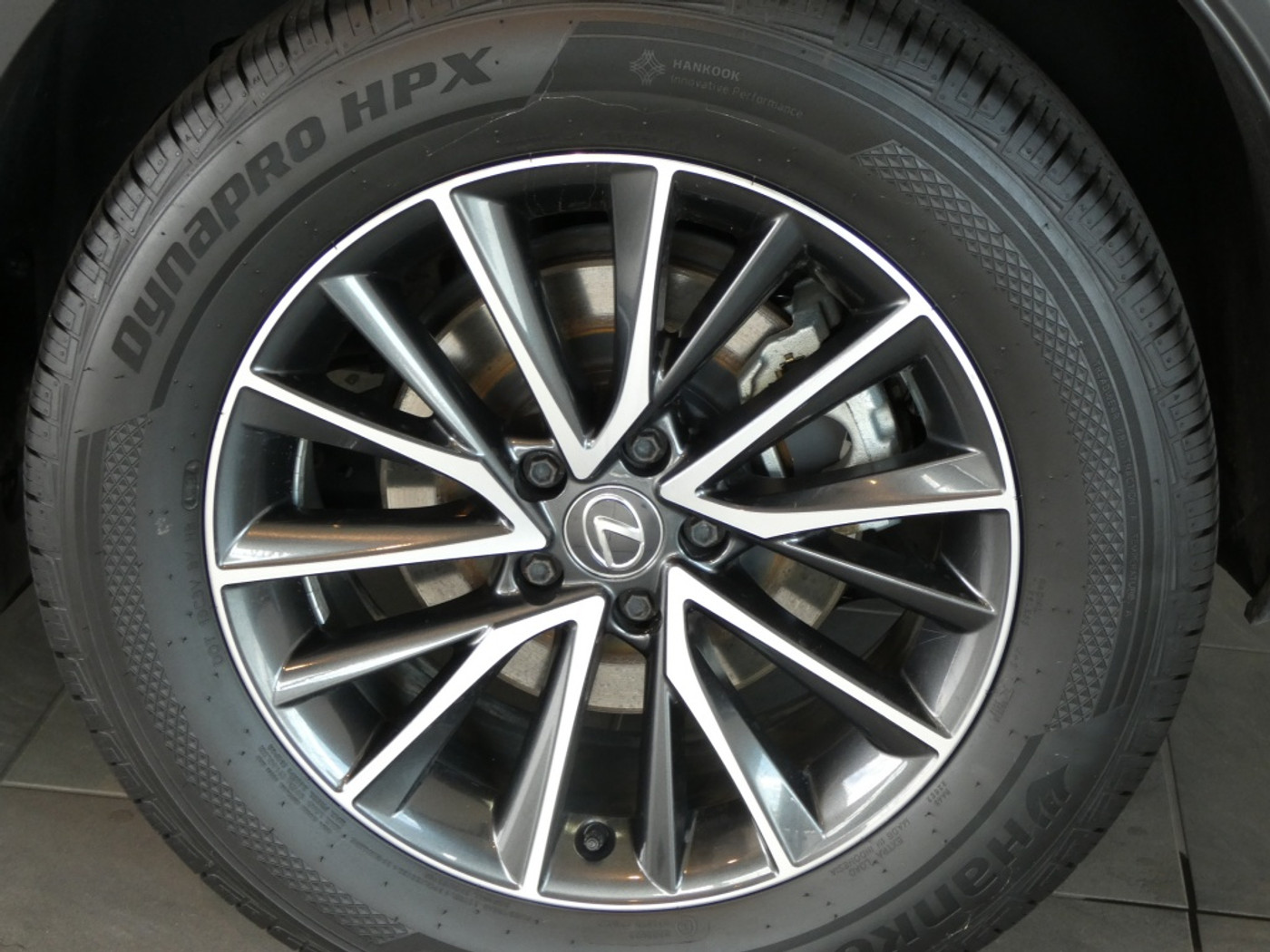 Foto van Lexus Lexus Nx450h+