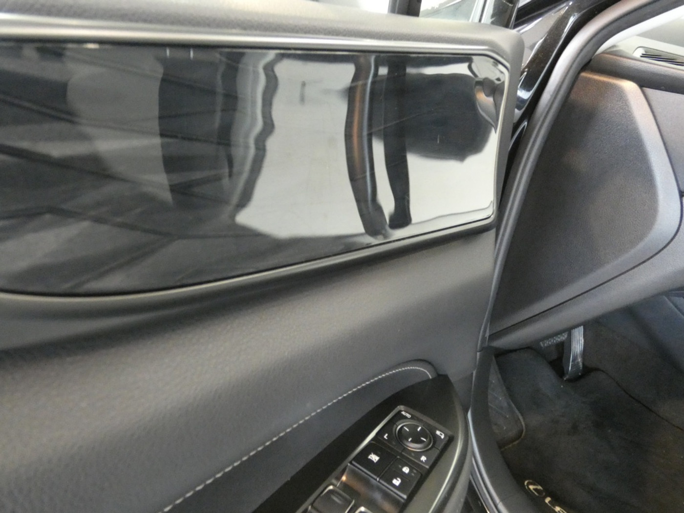 Foto van Lexus Lexus Nx450h+
