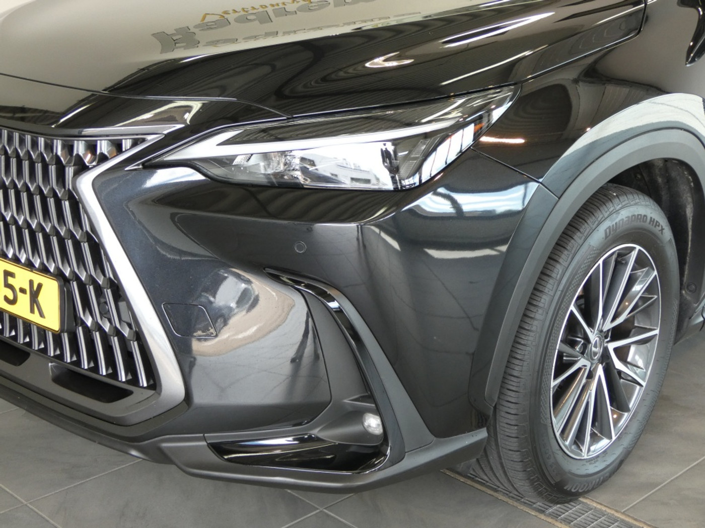 Foto van Lexus Lexus Nx450h+