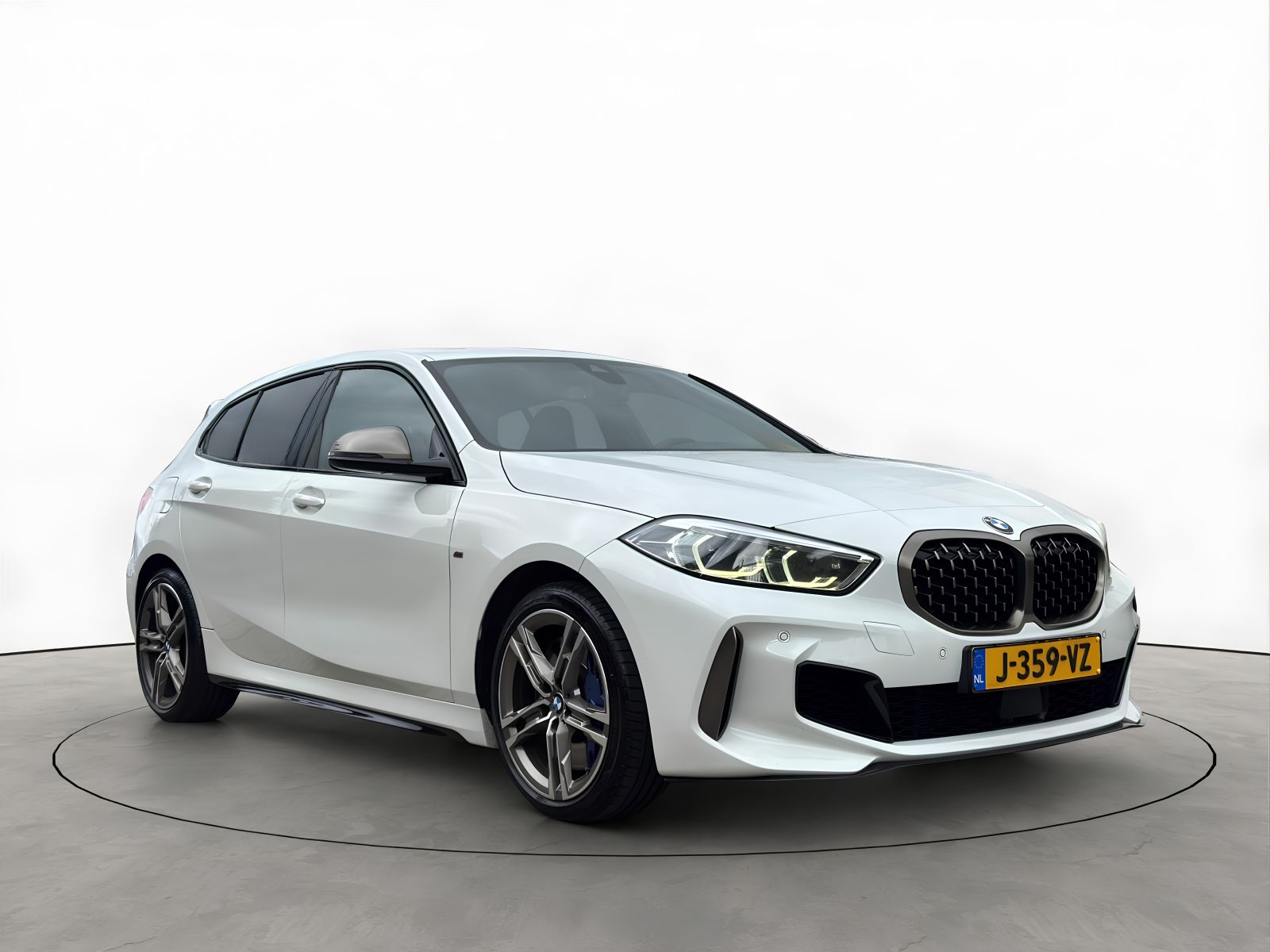 Foto van BMW M135i xDrive