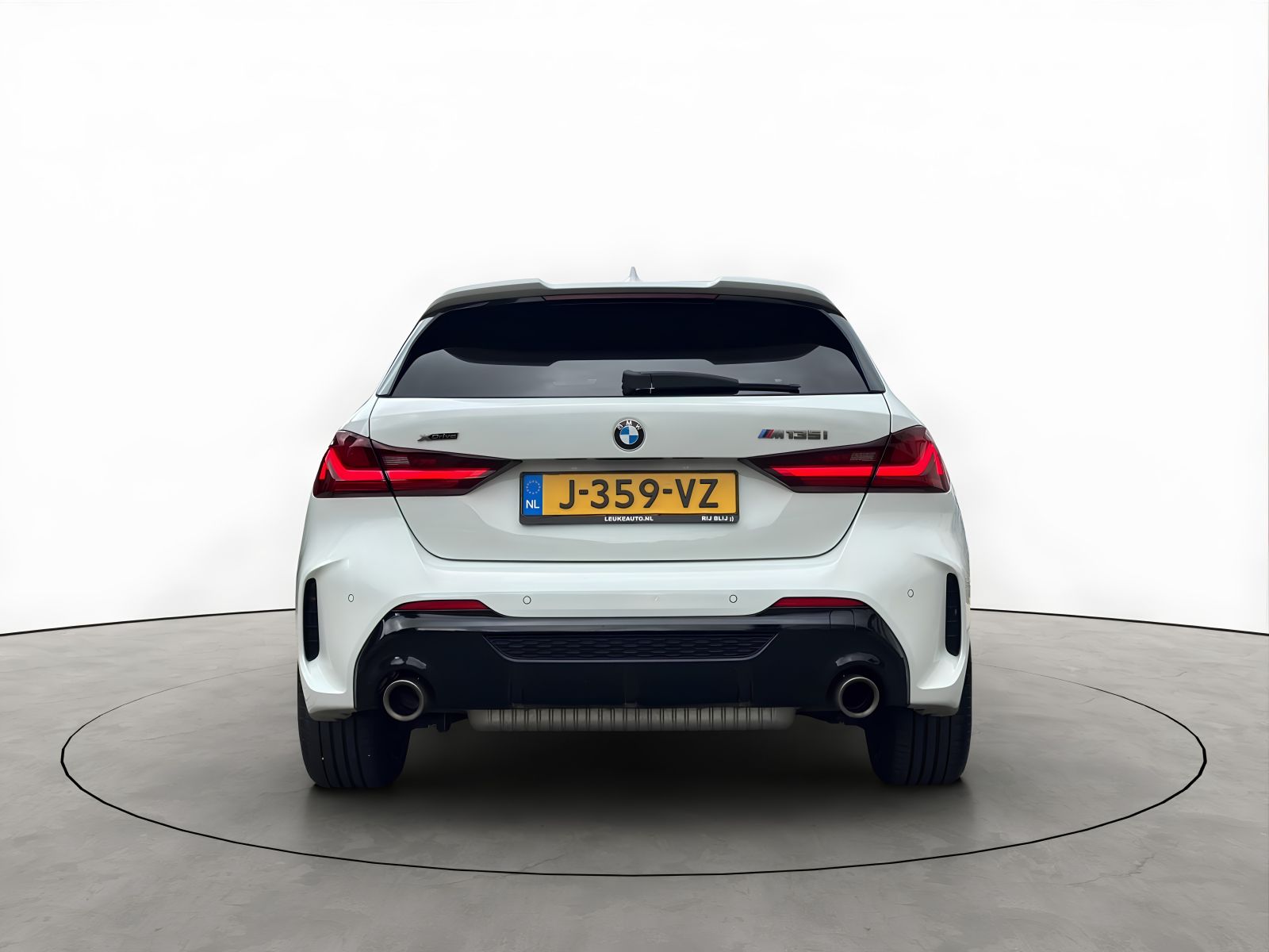 Foto van BMW M135i xDrive