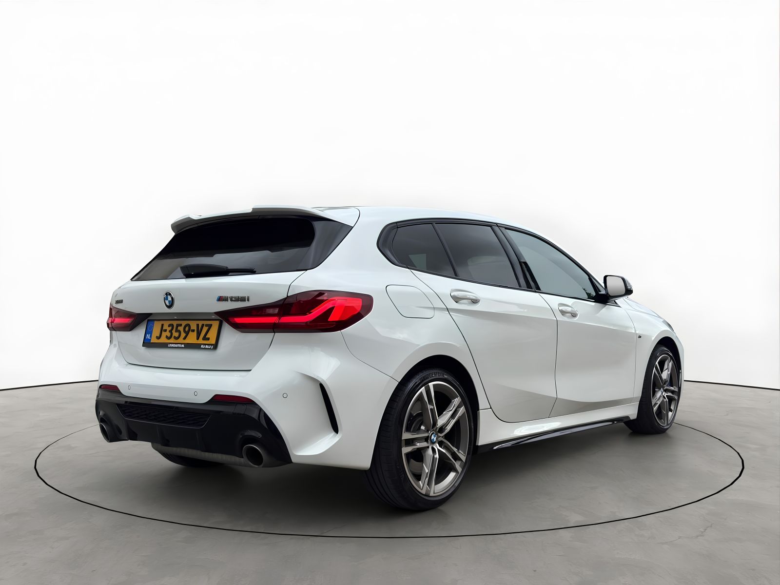 Foto van BMW M135i xDrive