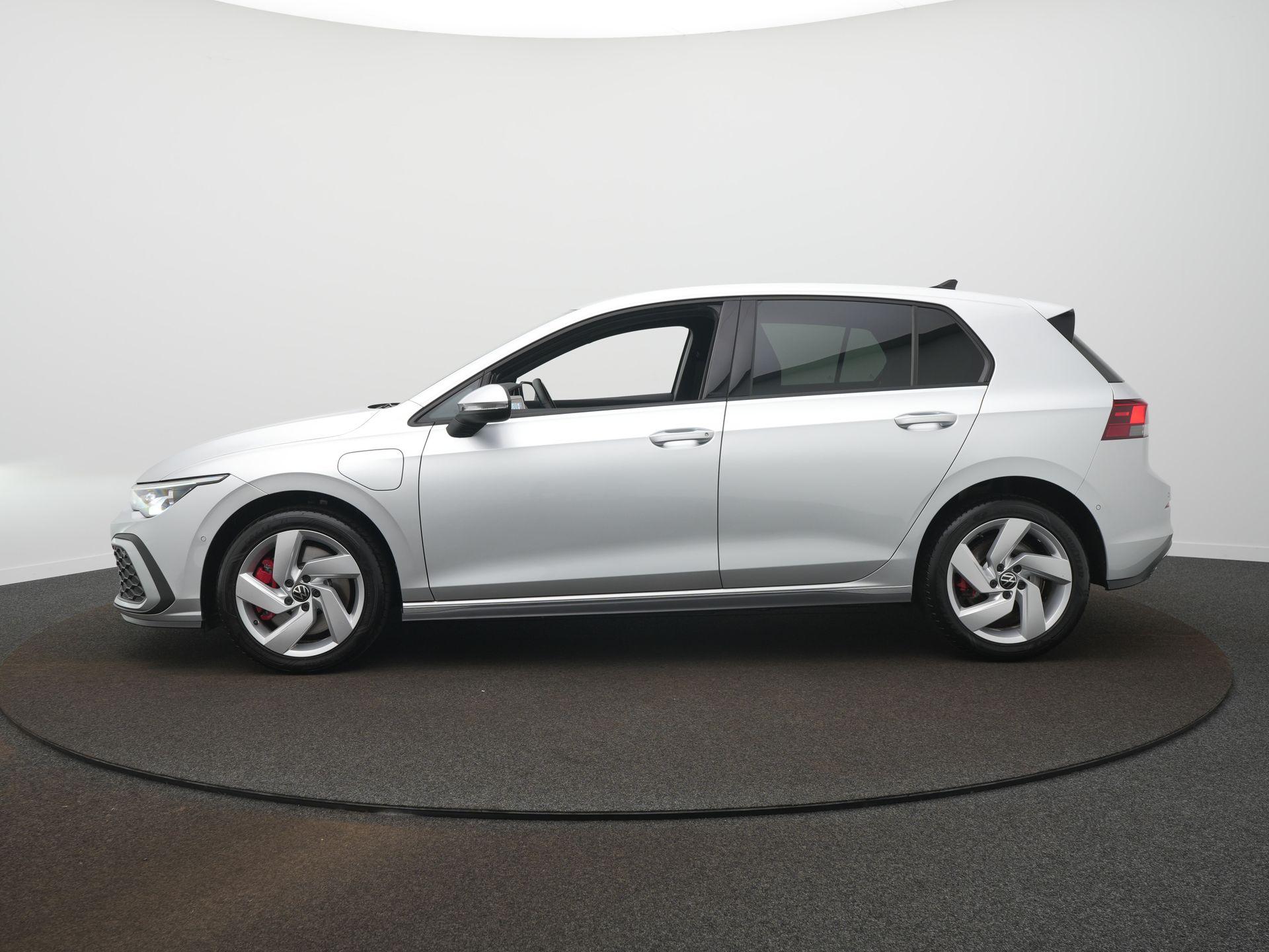 Foto van Volkswagen Golf GTE