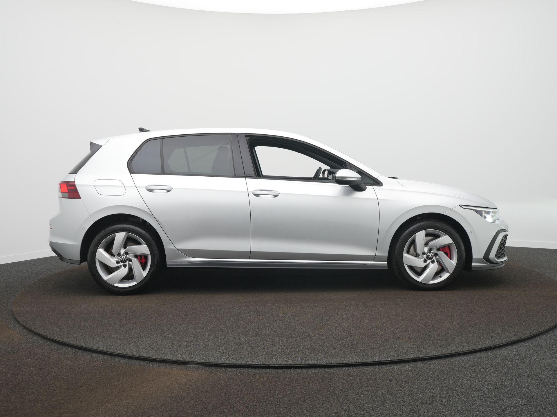 Foto van Volkswagen Golf GTE