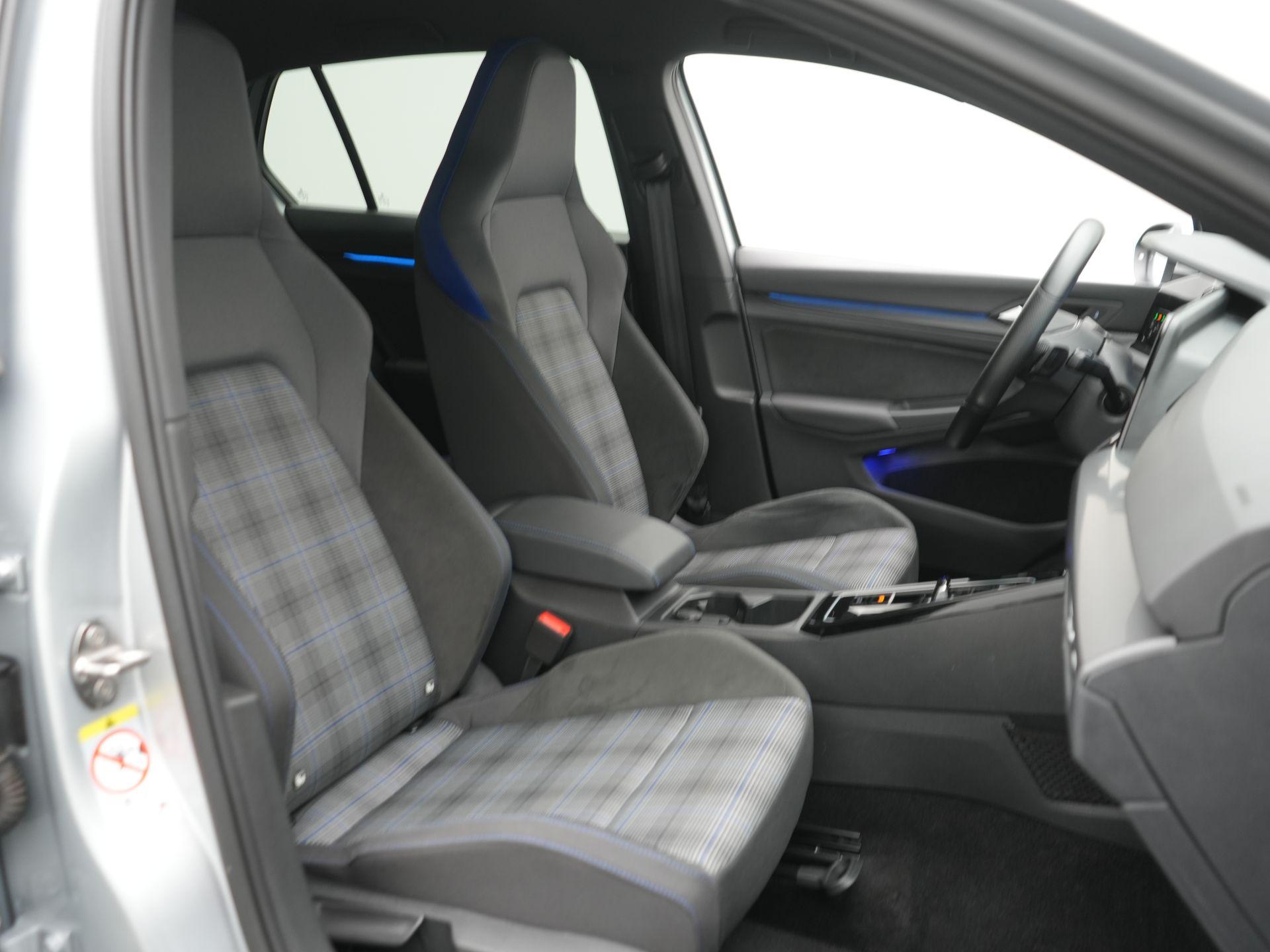 Foto van Volkswagen Golf GTE