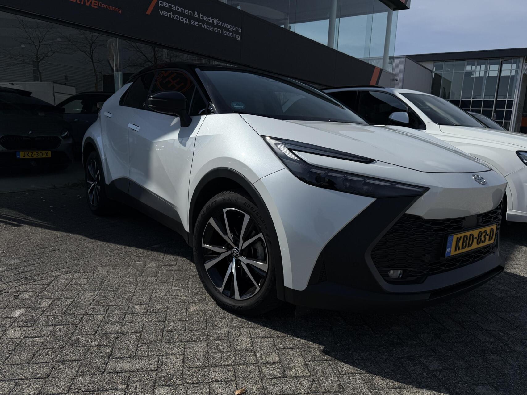 Foto van Toyota C-hr