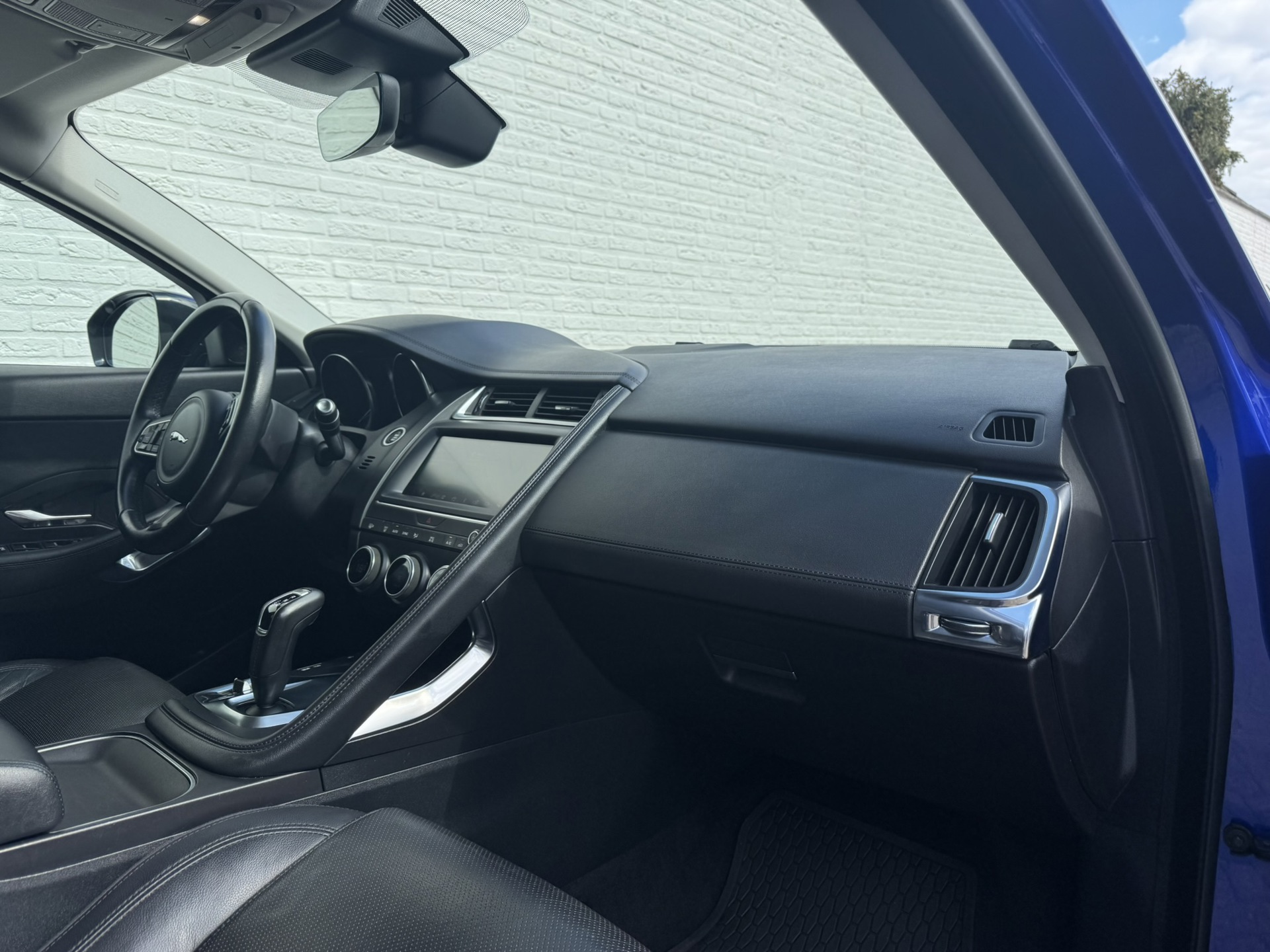 Foto van Jaguar Jaguar E-pace