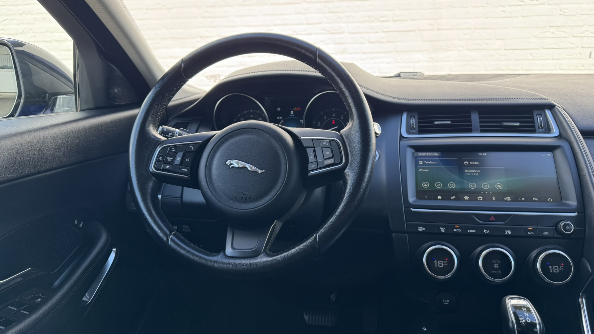 Foto van Jaguar Jaguar E-pace
