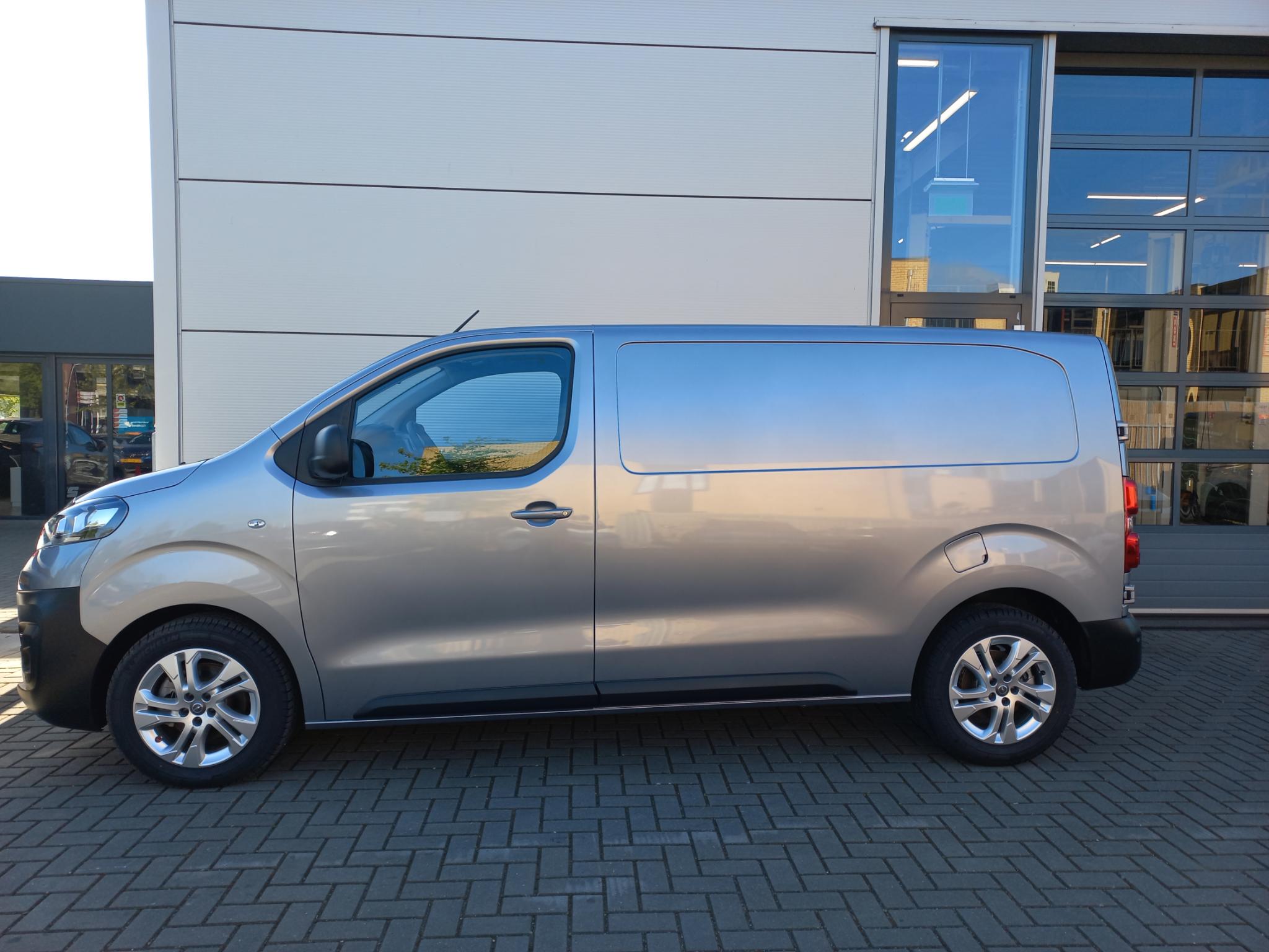 Foto van Opel Vivaro