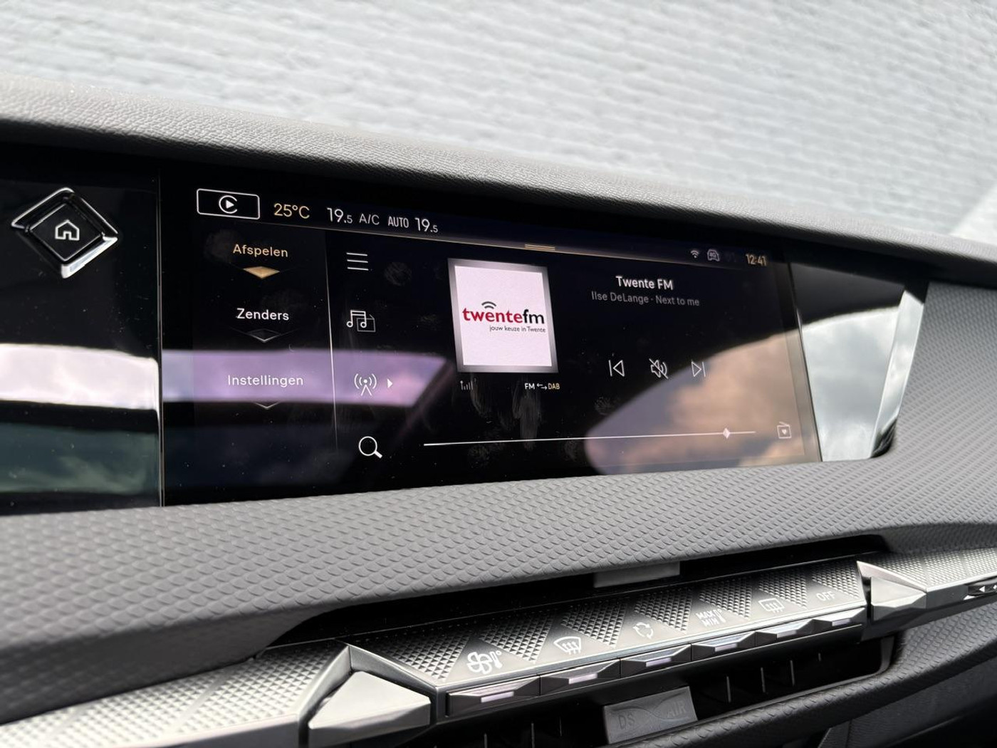Foto van DS Ds4