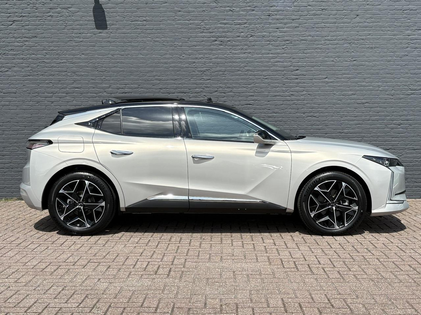 Foto van DS Ds4