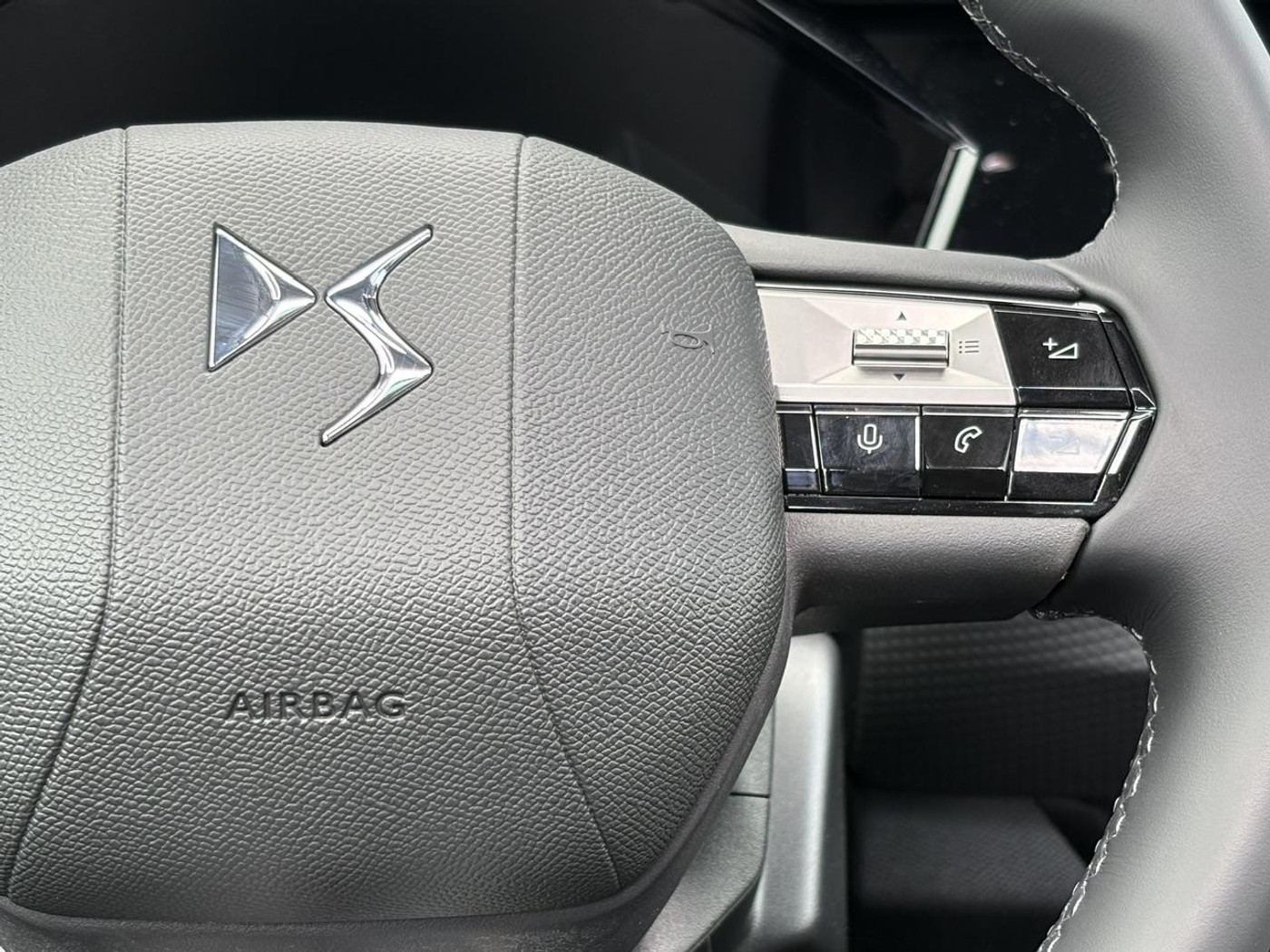 Foto van DS Ds4